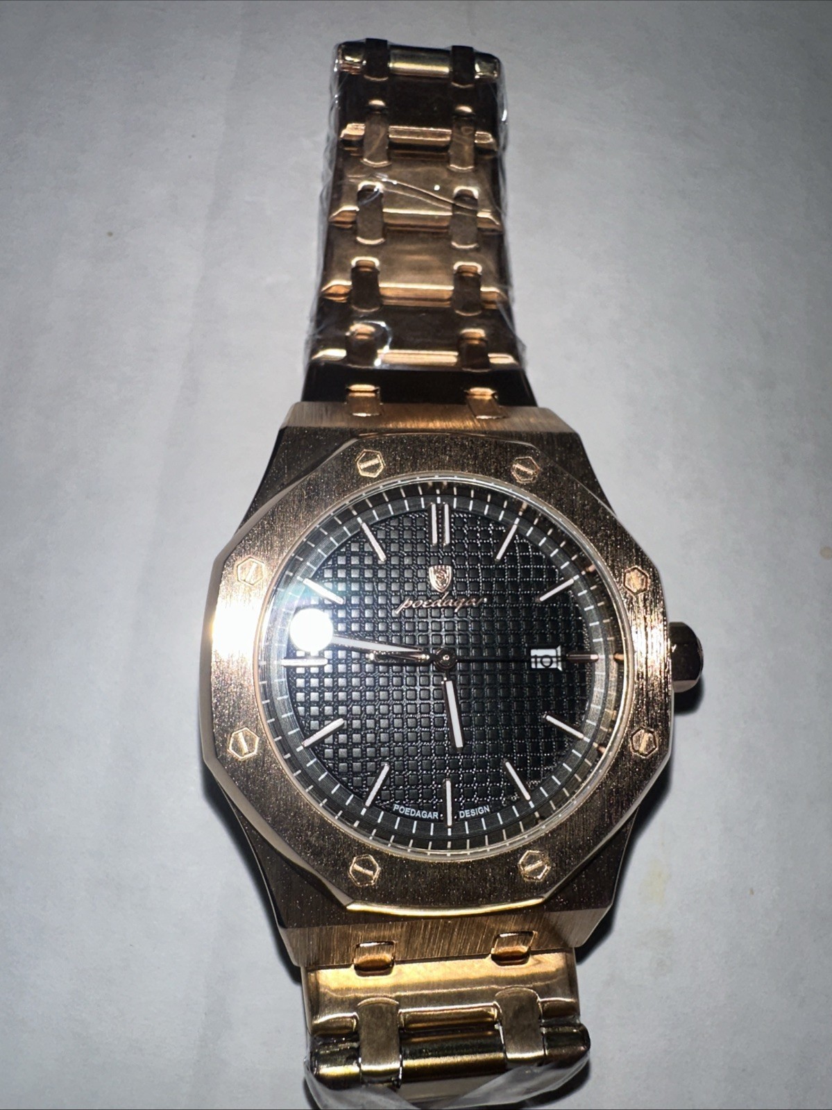 Poedagar Men’s Octagon Quartz Wristwatch Black Dial Date Gold Stainless 30m
