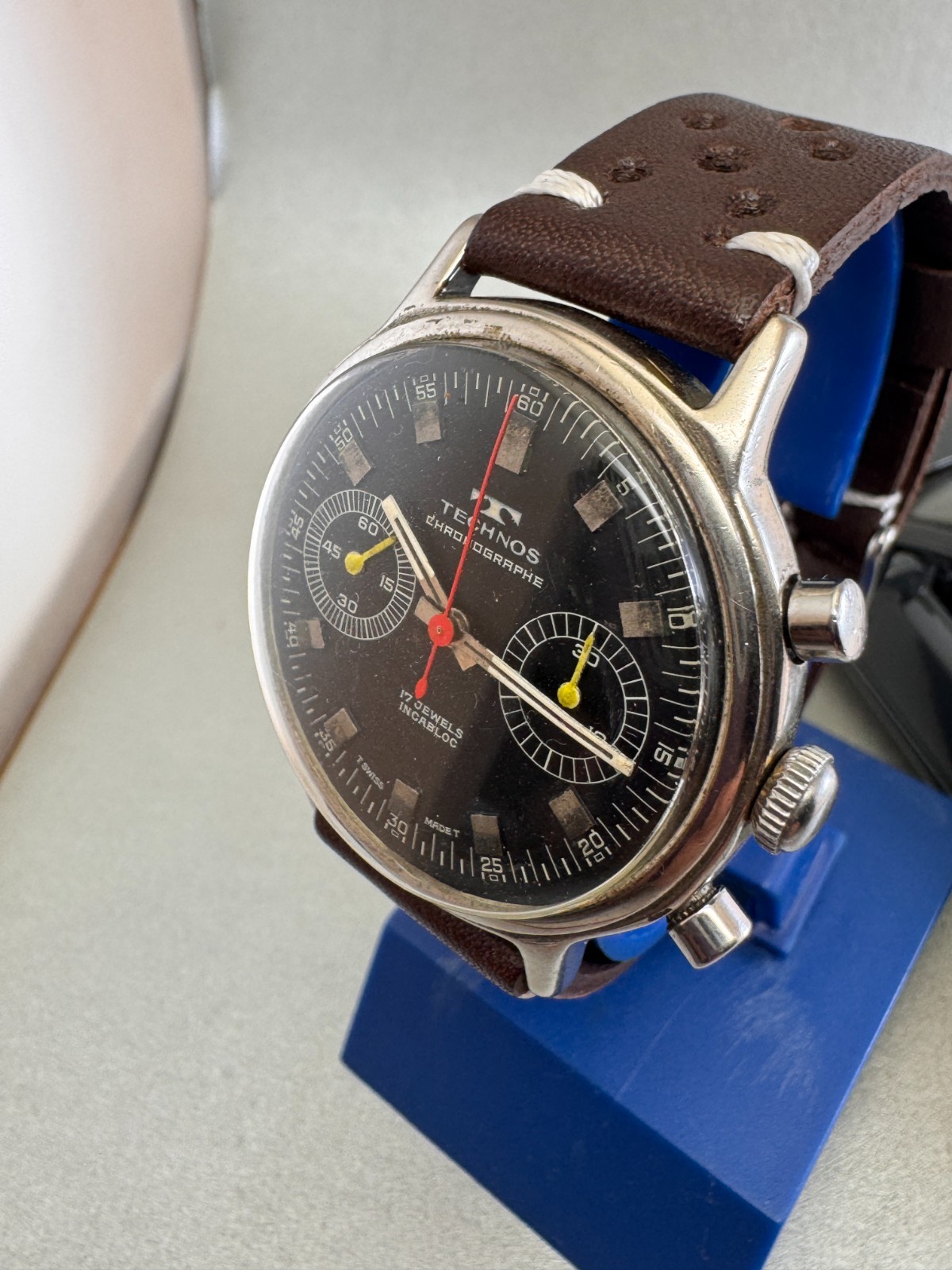 VINT TECHNOS CHRONOGRAPH BLACK GILF DIAL NEVER RESTORED CAL V 7733 wind ca 60