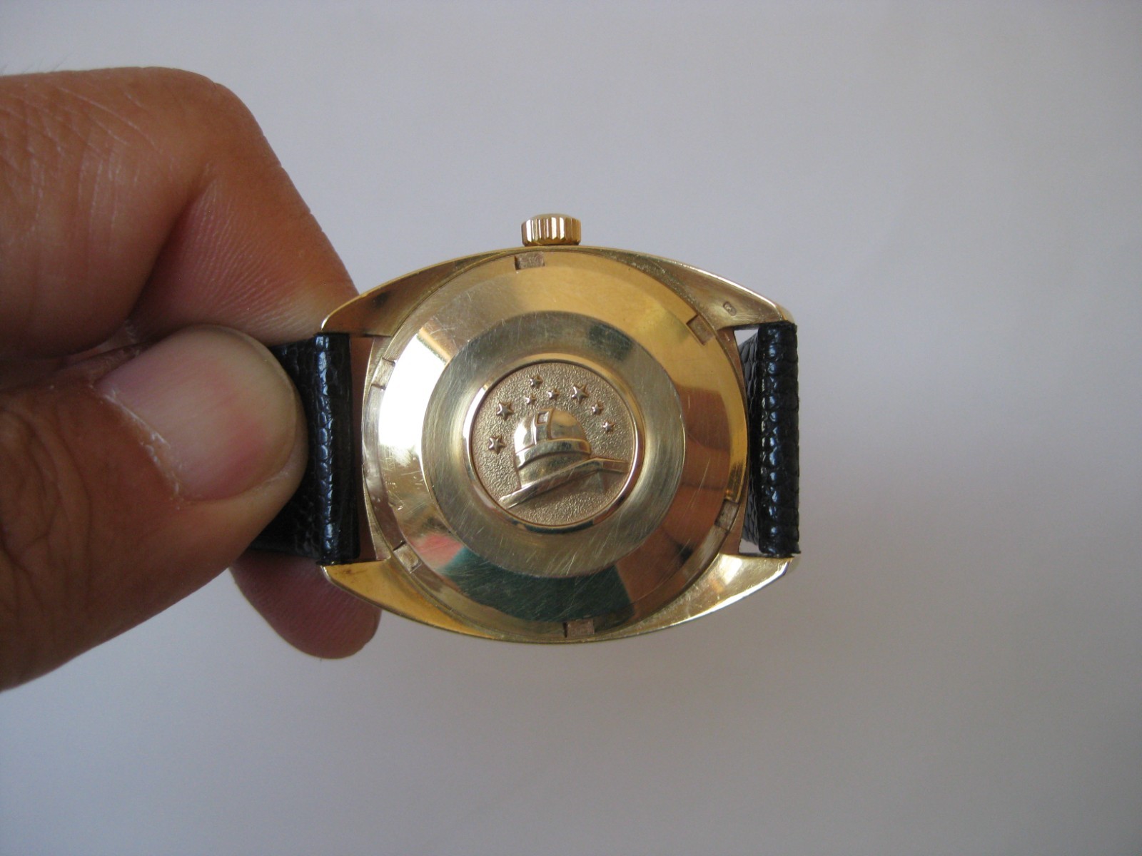 Omega 18K Solid Gold Constellation C Case Texture Linen Dial Watch 35mm Serviced