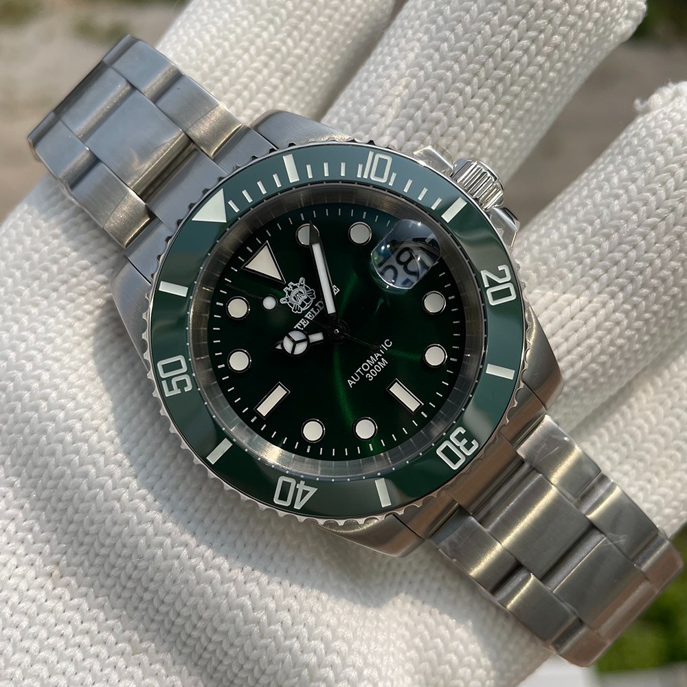 Steeldive SD1953 Hulk Green Sub 300M Mechanical Dive Watch Sapphire NH35