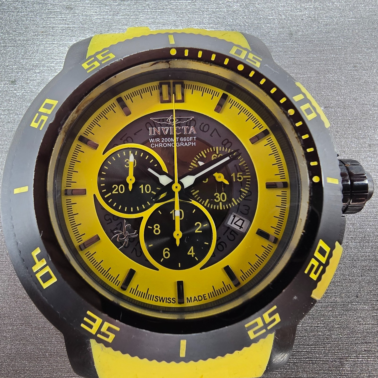 Invicta Chronograph Watch Men 55mm Yellow Dial Black Tone Date 5535 New Battery