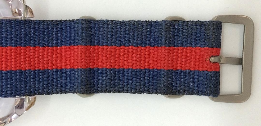 Gucci Sync Interlocking 137.1 Analog Quartz Men Watch Sink Interlocking G Men’S