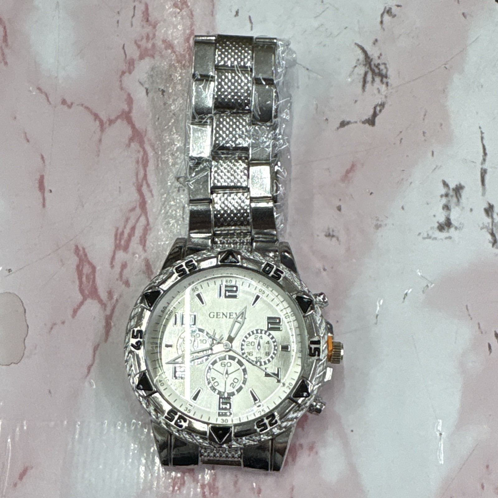 Geneva Men’s Chronograph Silver Tone Analog Quartz SS Bracelet 40-43.9mm