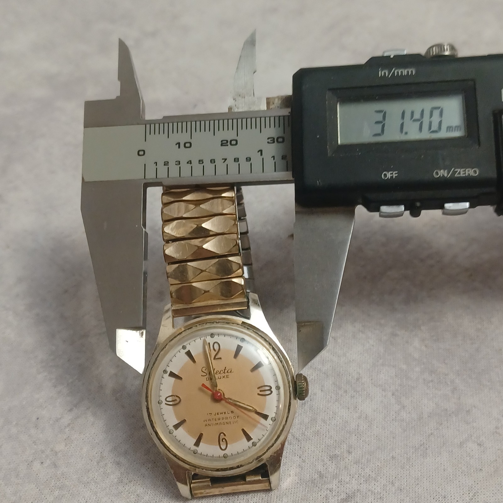 VTG Selecta De Luxe 17 Jewels Automatic Watch runs waterproof anti-magnetic