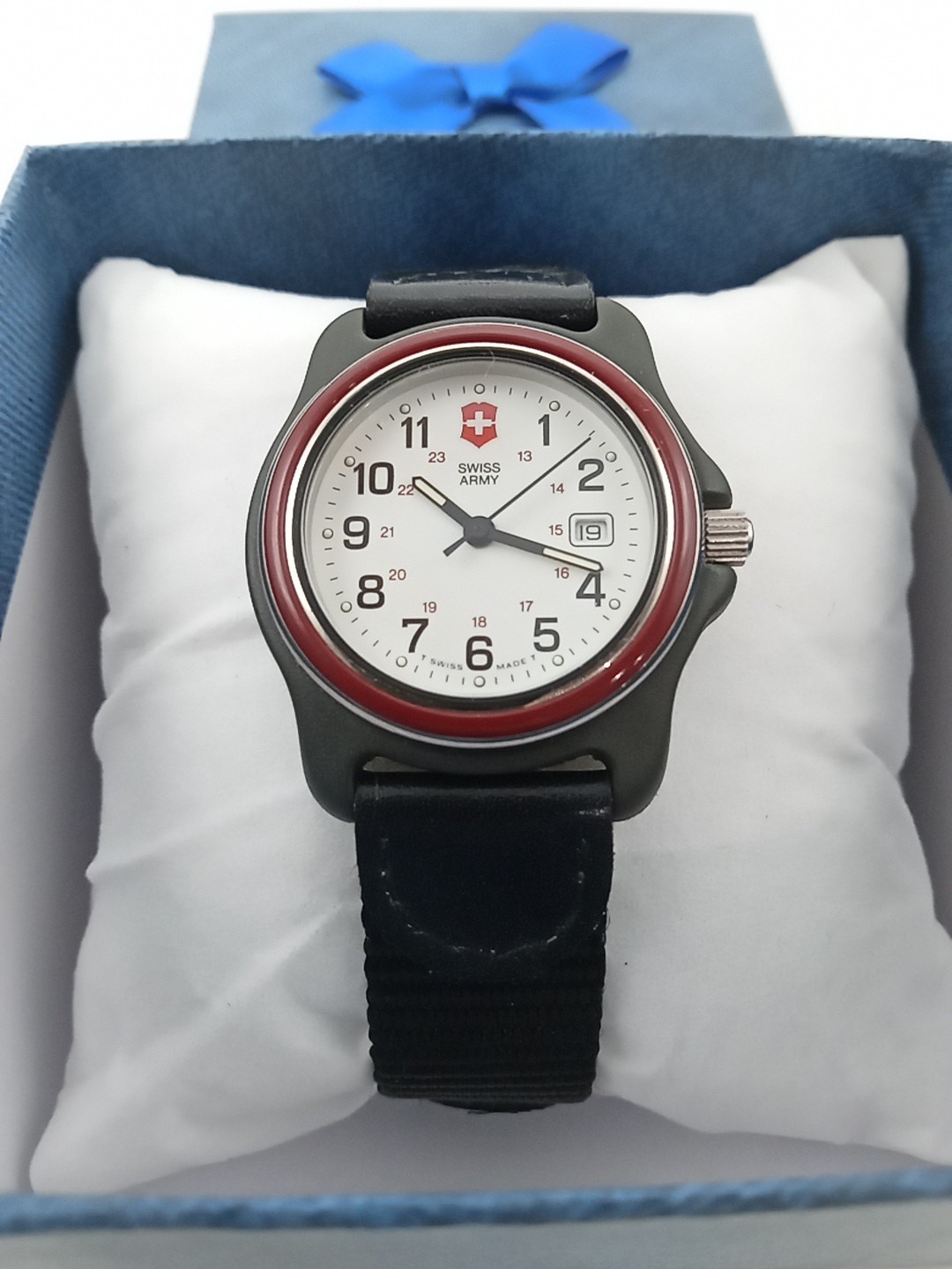 [ MINT ] SWISS ARMY 33mm 330 FT WATER RESIST WATCH WSPA NEW BATTERY WORKS SWISS