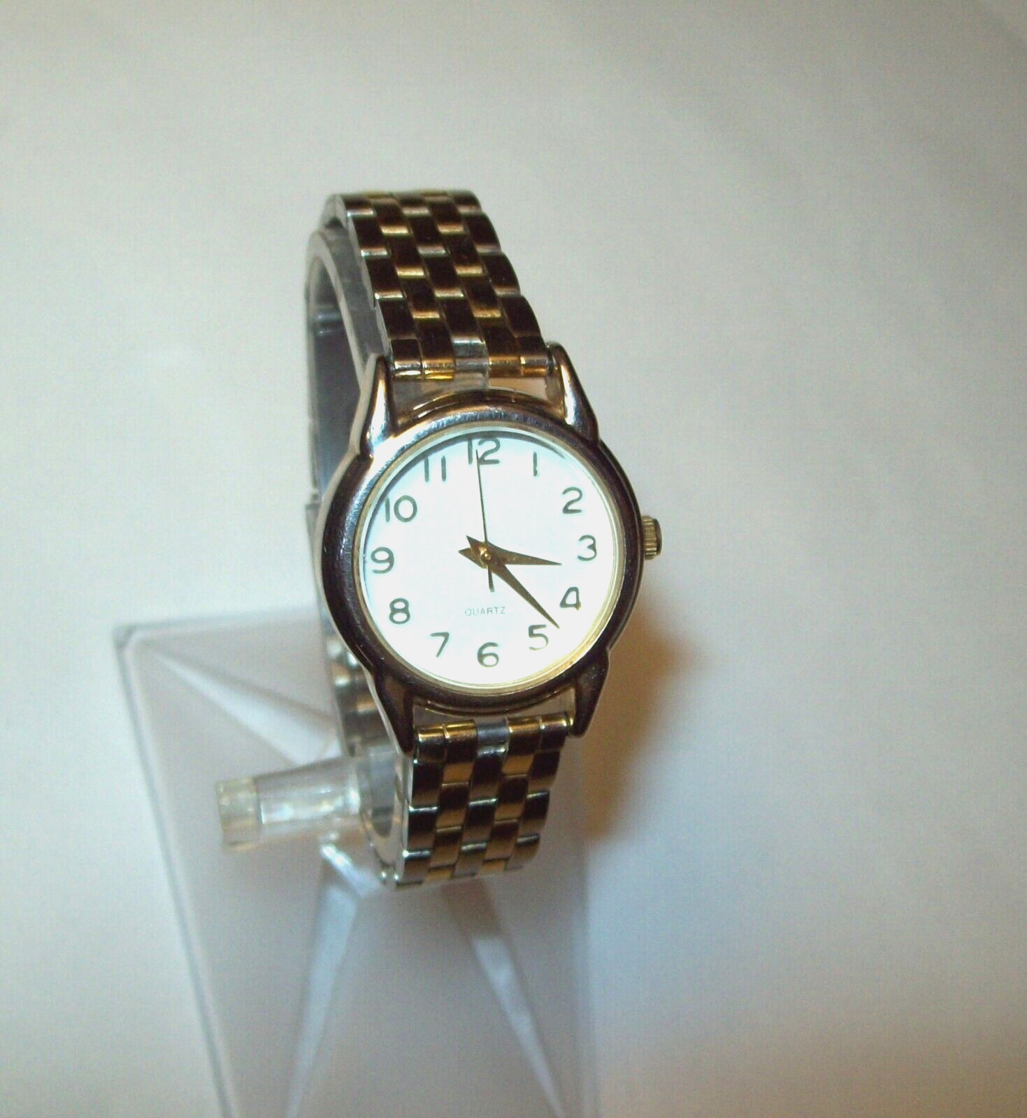 Simple Easy Reader Ladies Watch Quartz w/Nice Mesh Stainless Steel Hidden Clasp