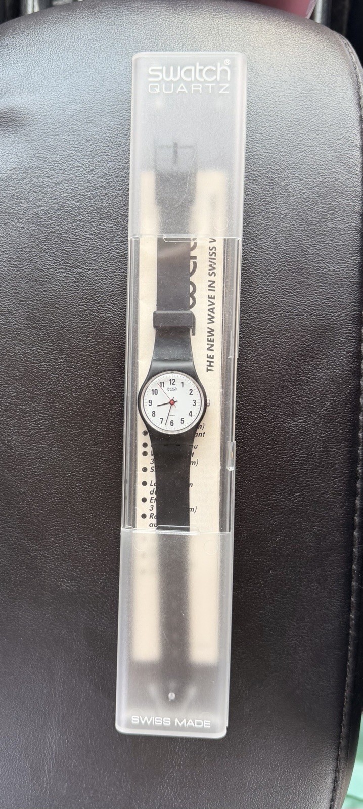Vintage Swatch Lady Classic Two – Rare SWISSAIR Stamped Papers & Case