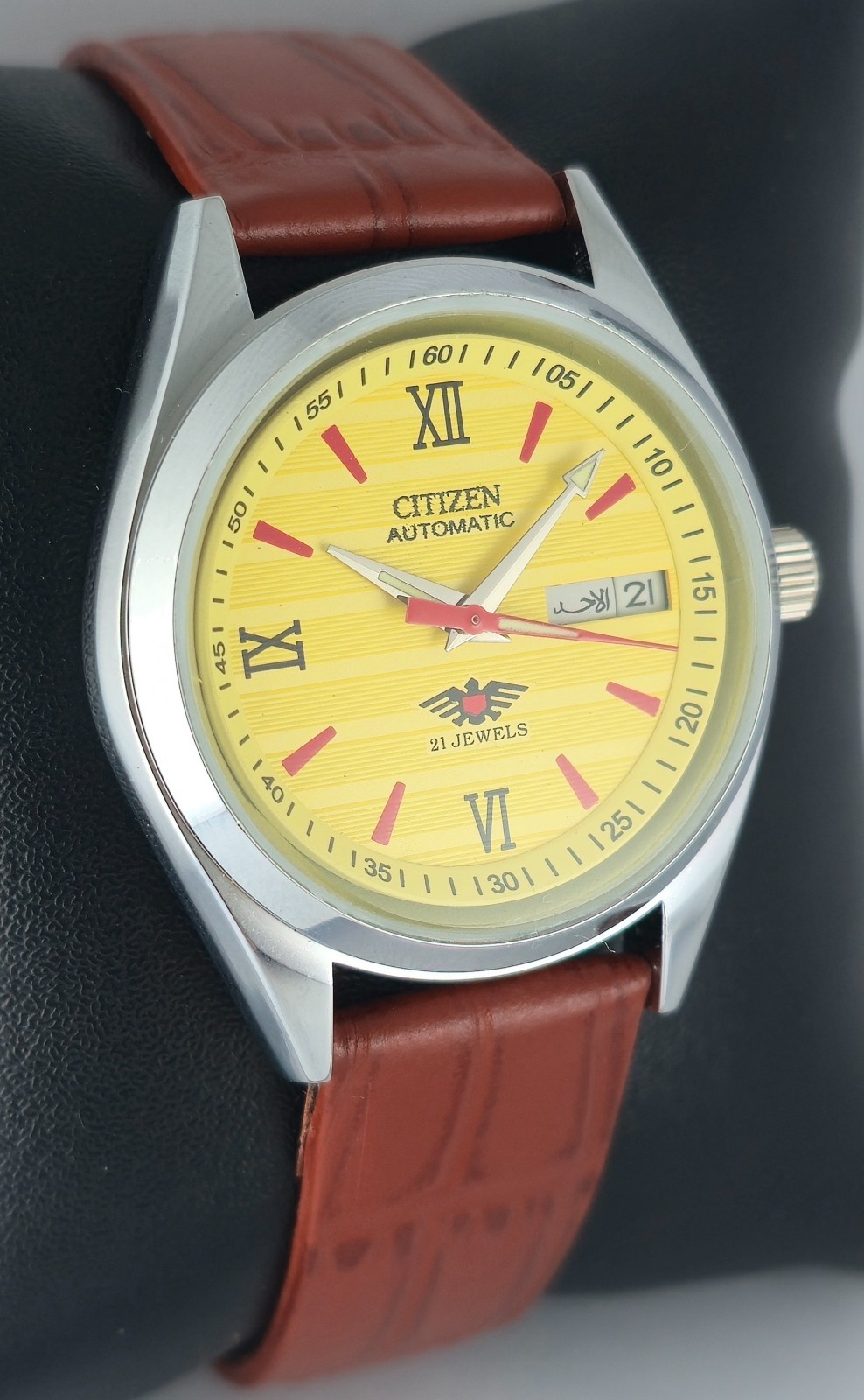 Refurbished Citizen Automatic Yellow Dial with Day/Date Men’s Watch | 21 Jewels