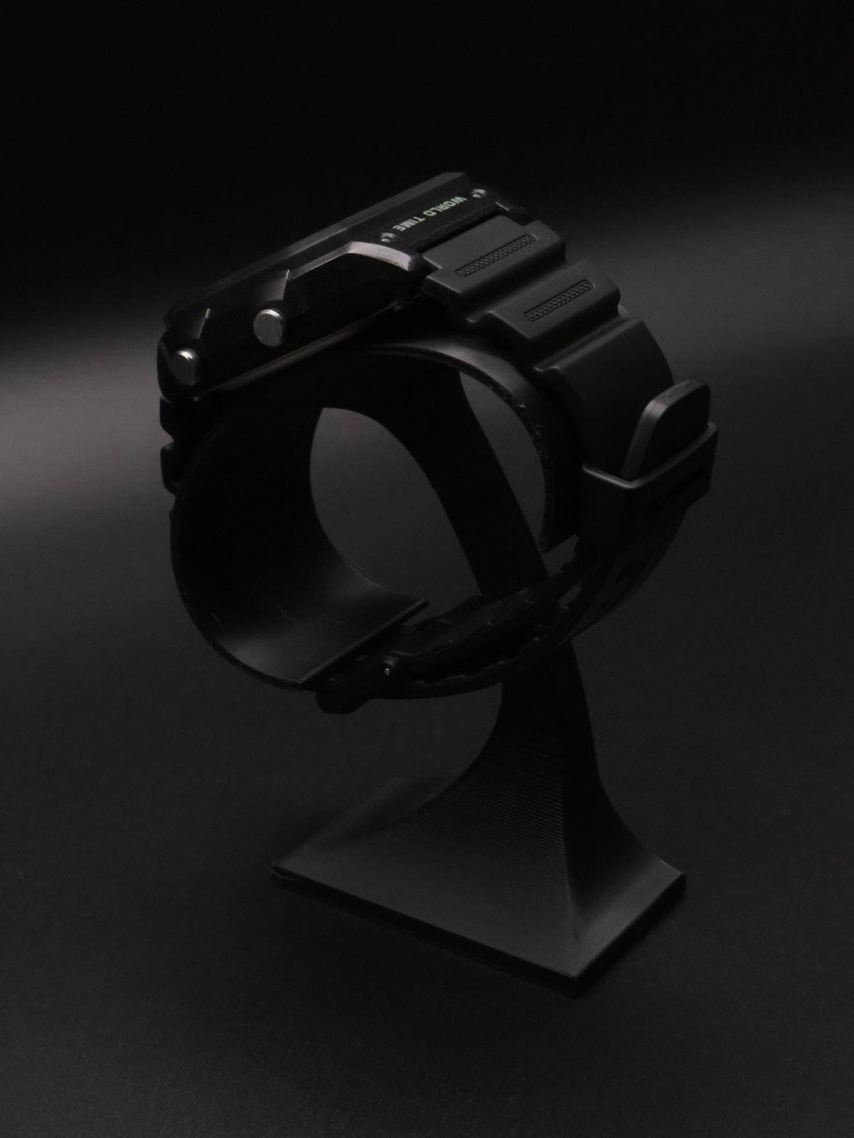 “Roulette” | 🔴⚫ Negative Display | Custom CASIO AE-1200 | Royale | HB Watch MOD