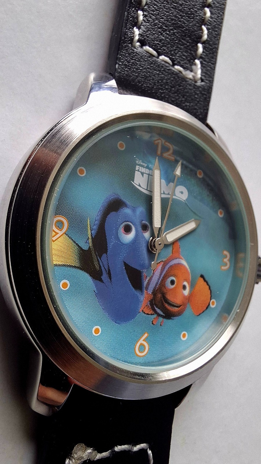 Disney Pixar Finding Nemo Watch New with tin Y2K Official Merchandise RARE
