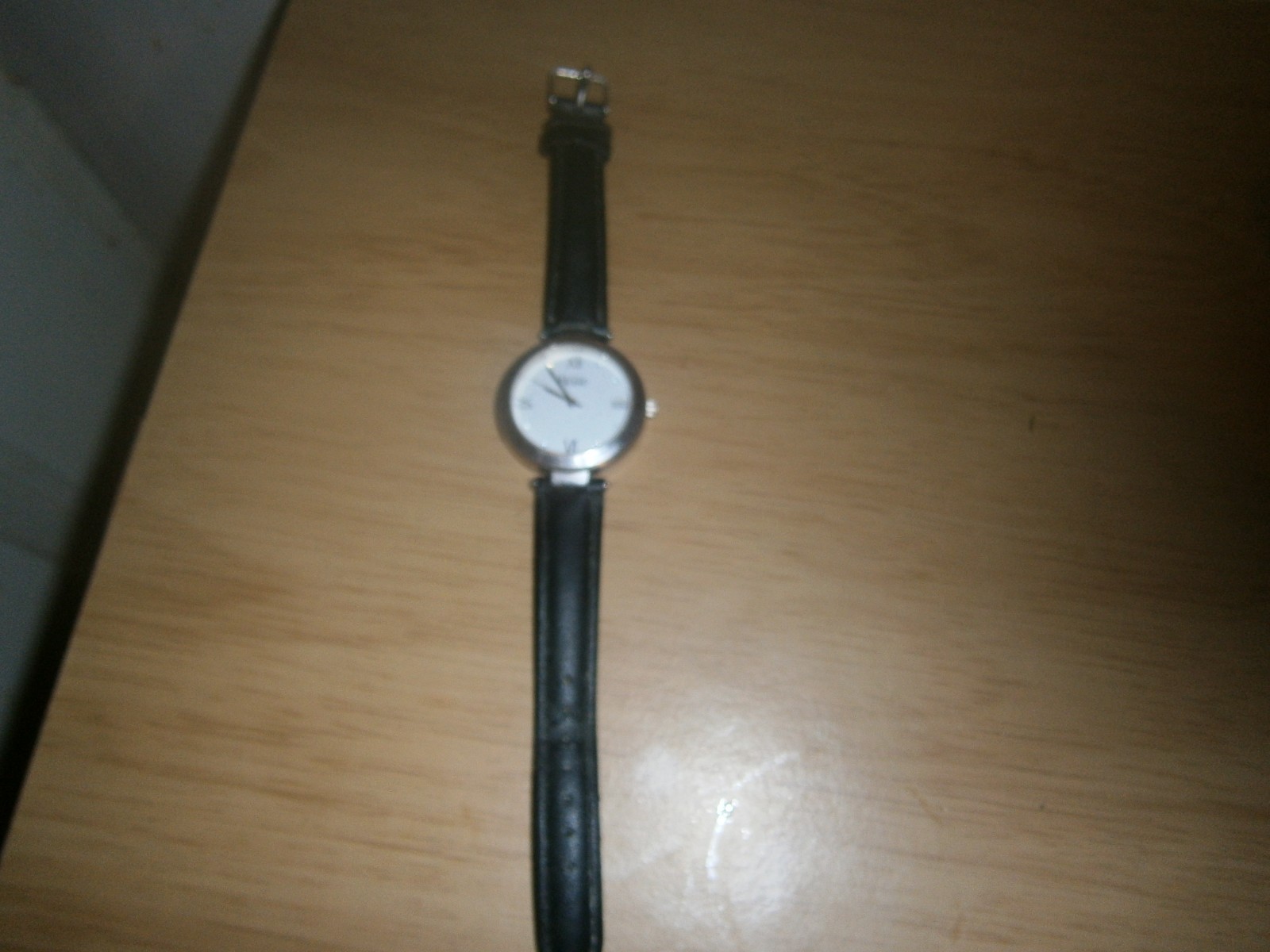 Mid 2000’s black faux leather Athena Rose unisex quartz watch. 24cm(E22a1)