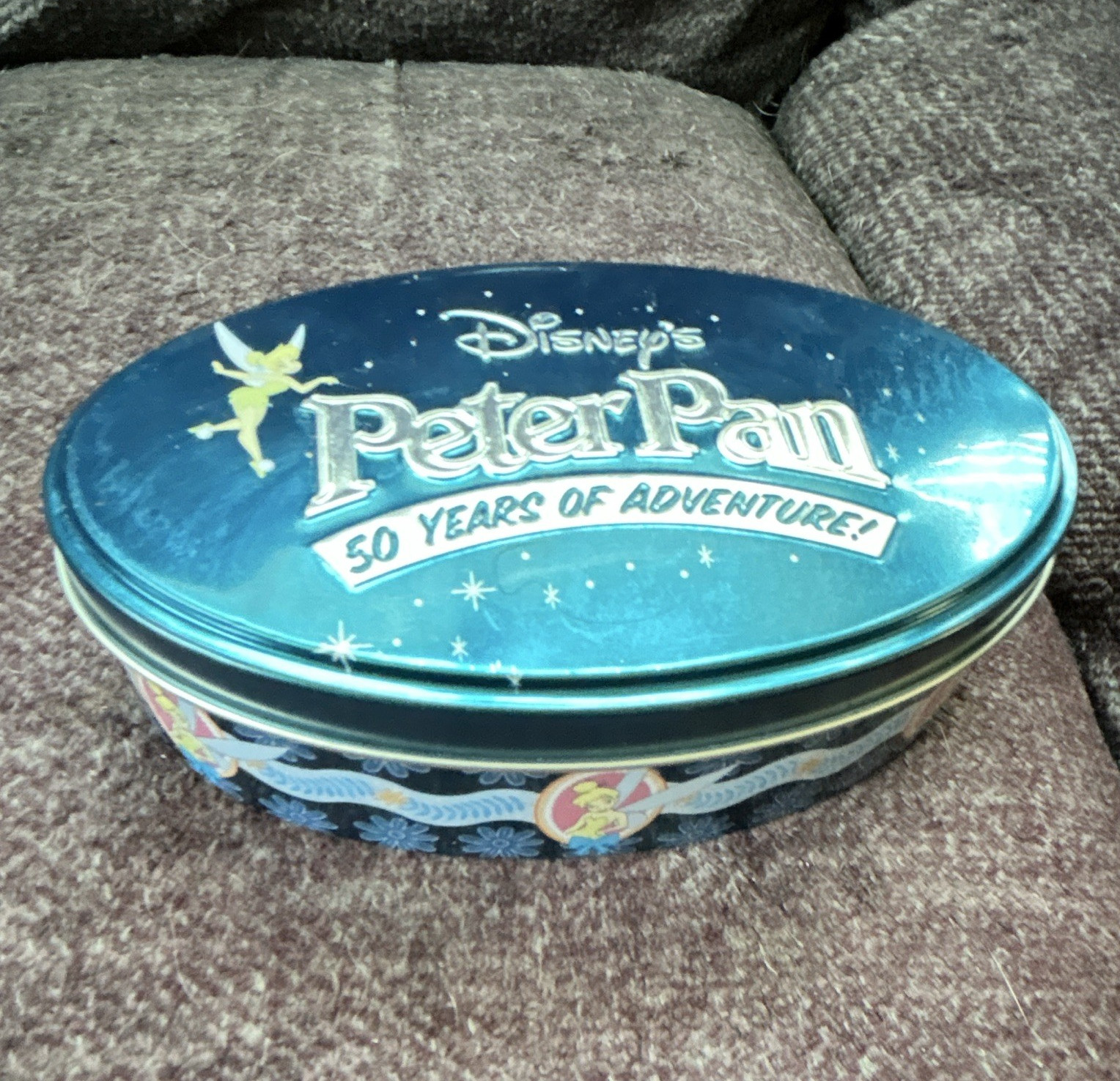 Disney Peter Pan Women’s Quartz Analog Watch Blue Dial Silver Bracelet Tin