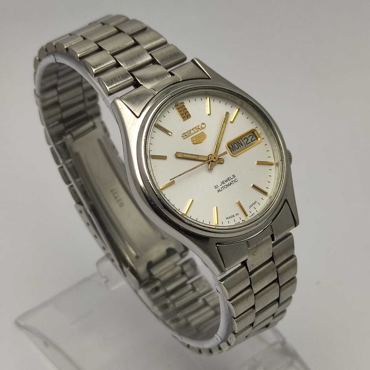 Seiko 5 Automatic 7009-979A Day/Date Vintage Men’s Watch