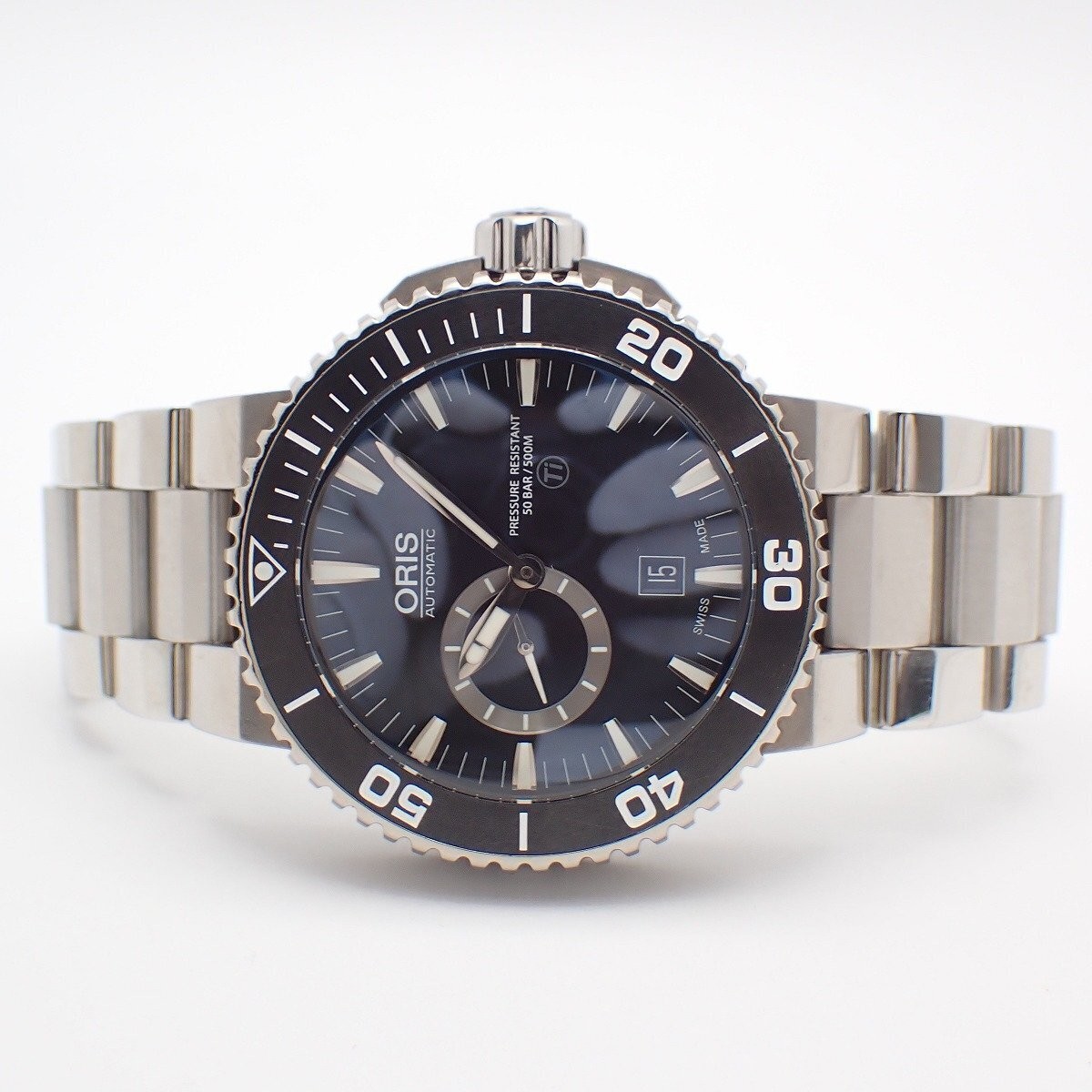 Oris Aquis Date 500M Diver Automatic Titanium Black Dial Men’s Watch Used