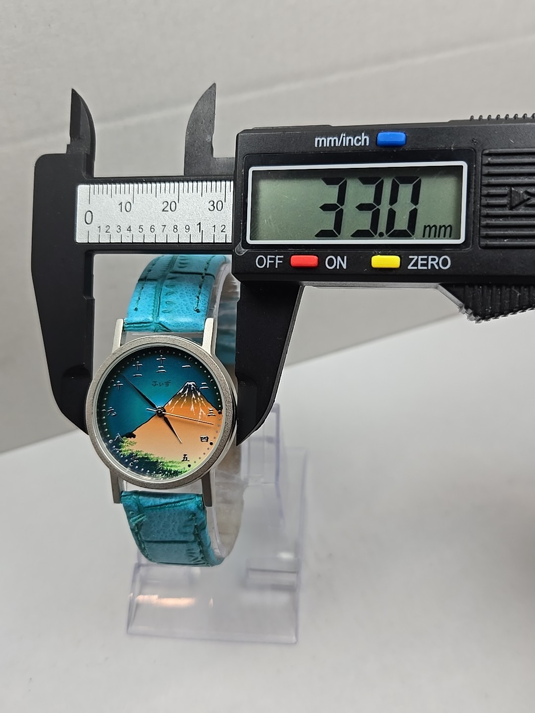 J Axis Modern Timepiece Mt Fuji Ukiyo E Art Dial Analog Quartz Watch New Battery