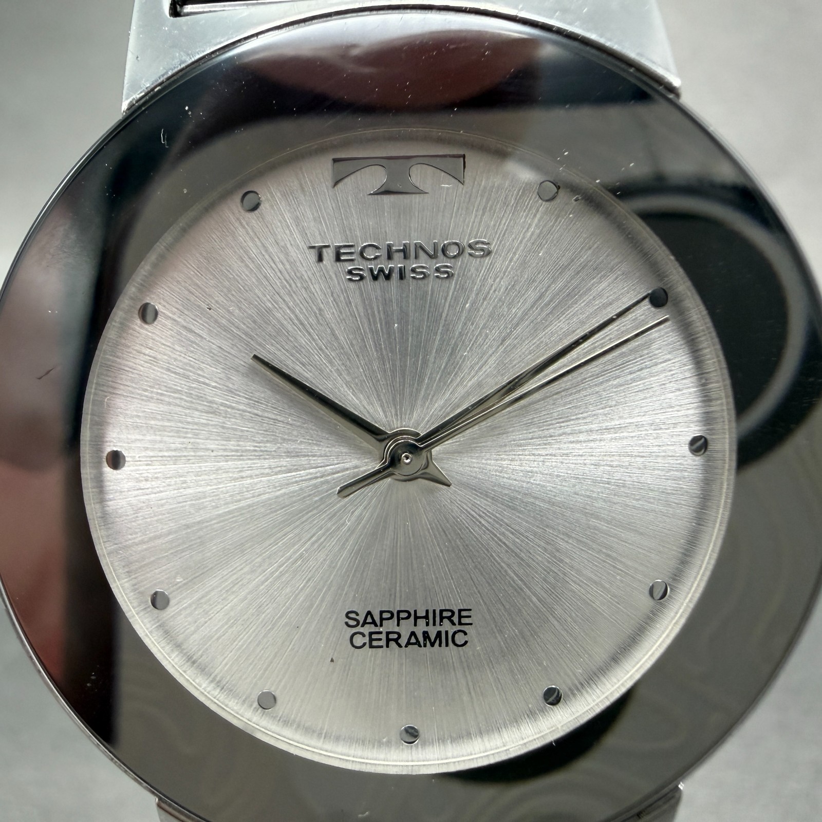 Technos Watch Men 33mm Silver Dial Silver Tone Round TBM674 New Battery