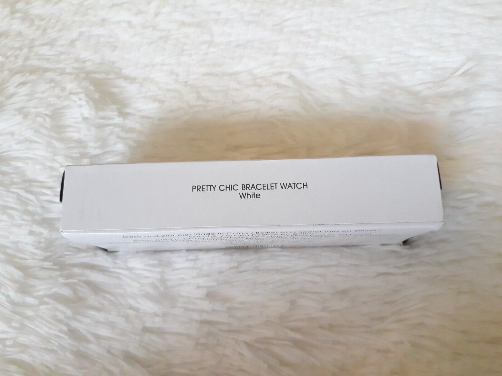 AVON “PRETTY CHIC BRACELET WATCH” (QUARTZ MOVEMENT & BRACELET / LINK BAND) WHITE