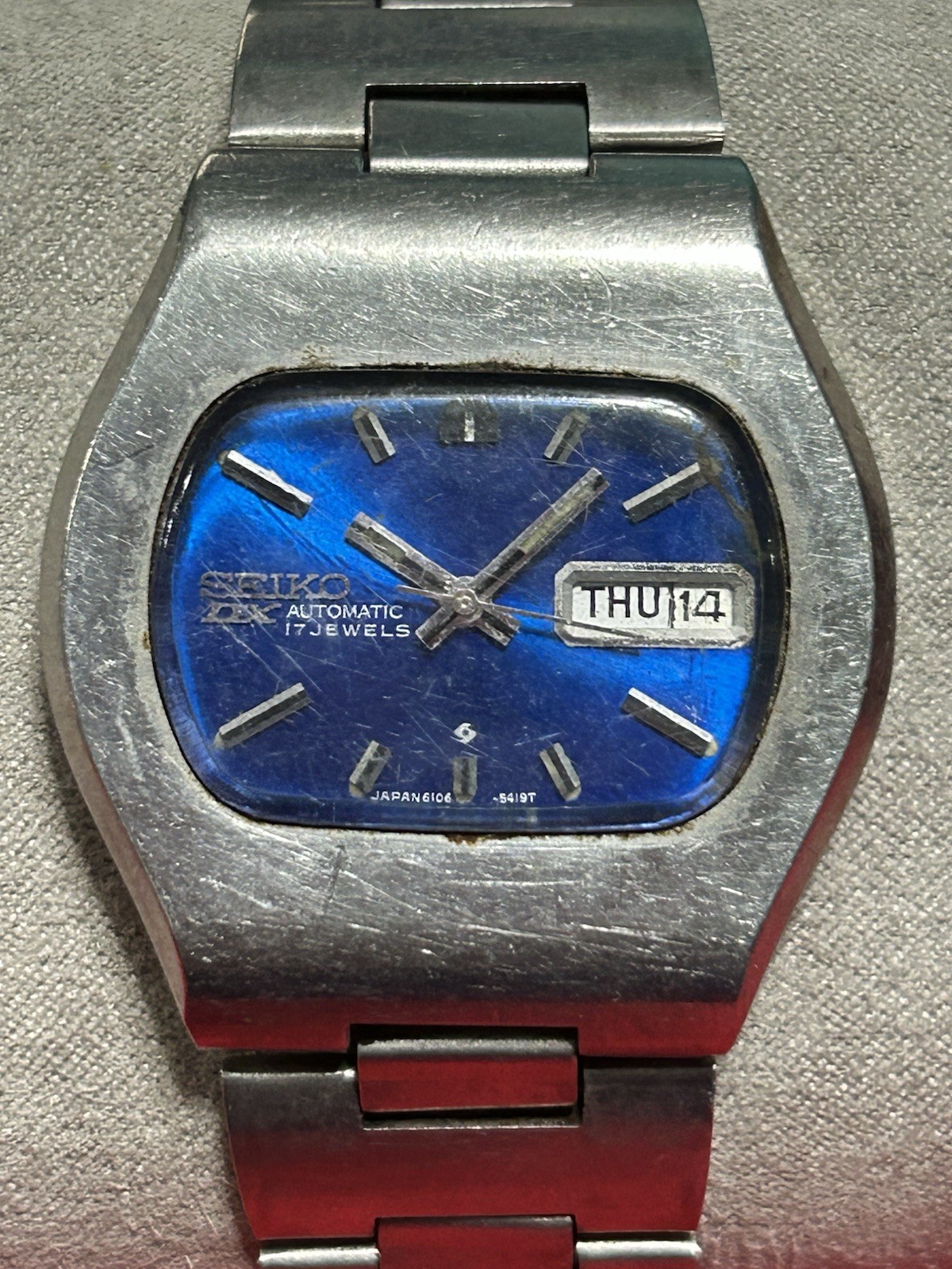 Vintage 1973 Seiko DX Men Automatic Watch Blue Dial Day/Date Indicator 6106-5467