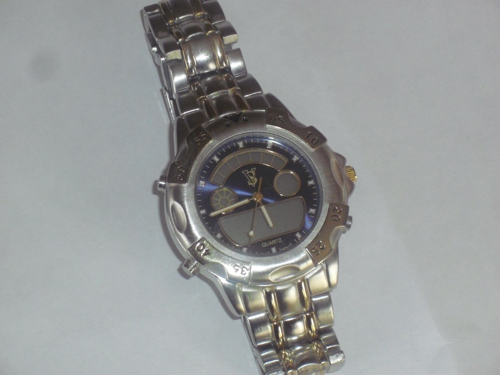 SV Men’s Sport Watch, Diver’s Style Analog/Digital, Japan Mvt. F-IAGAG 42 mm New