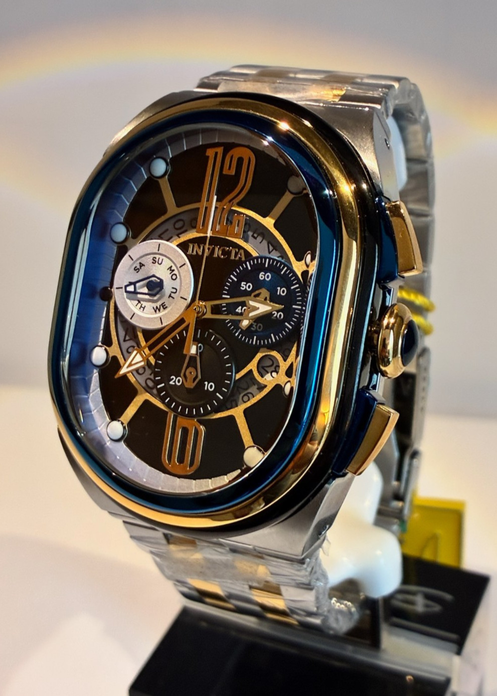 INVICTA LUPAH SWISS RONDA Z60 FE CALIBER 46mm QUARTZ WATCH ( MSRP: $599) NEW