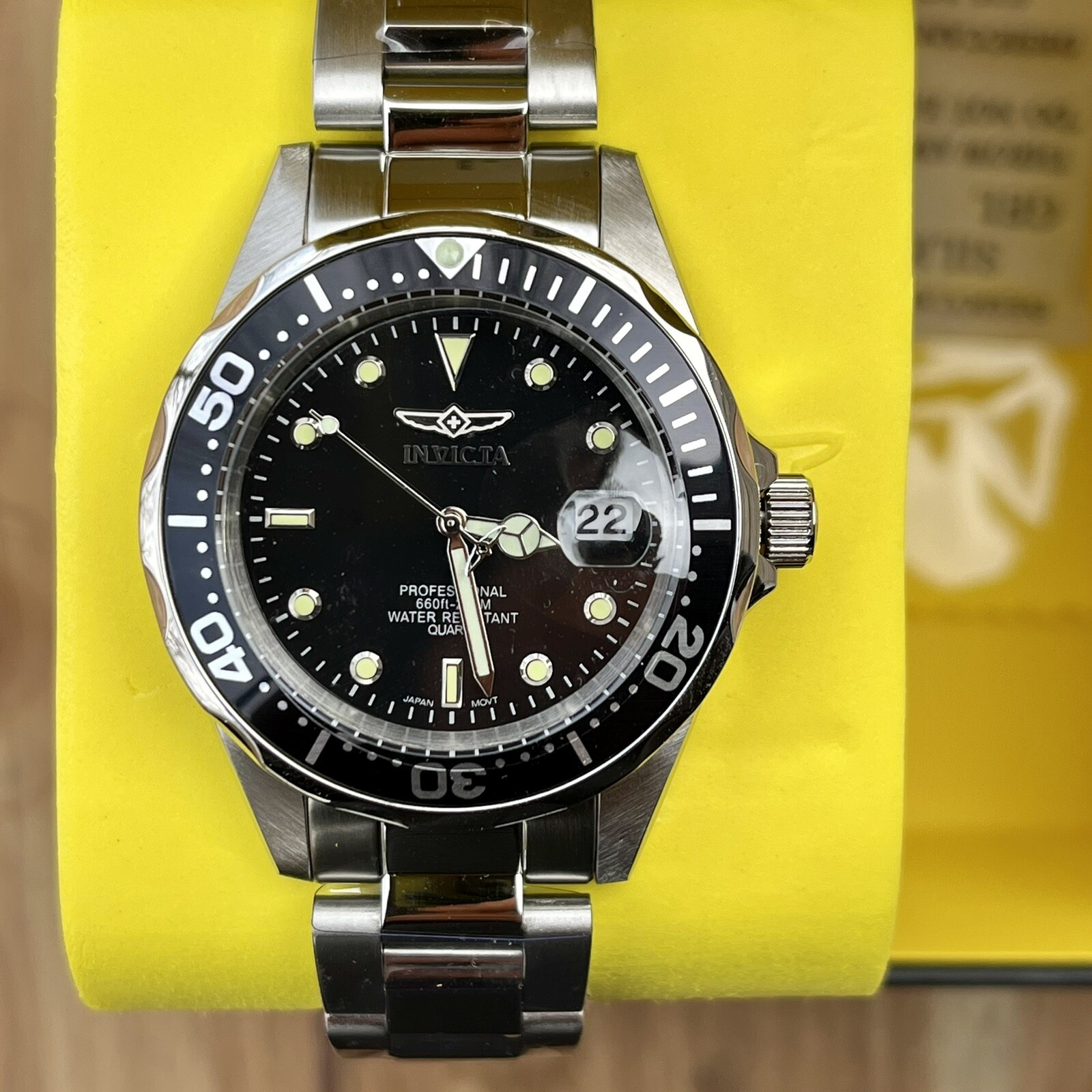 INVICTA wristwatch 8932