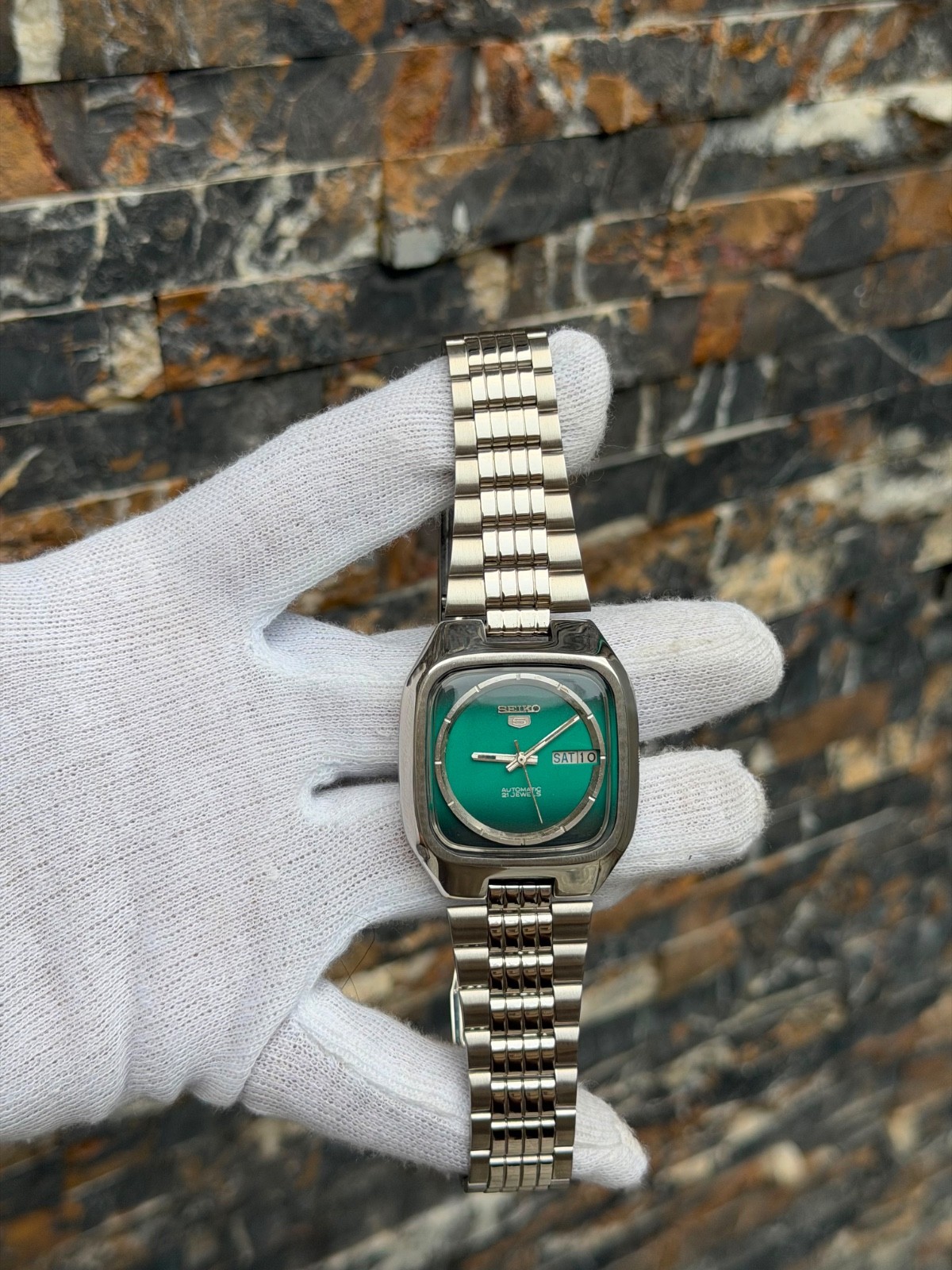 Vintage seiko 5 Automatic 7009 movement Day/Date Mens watch