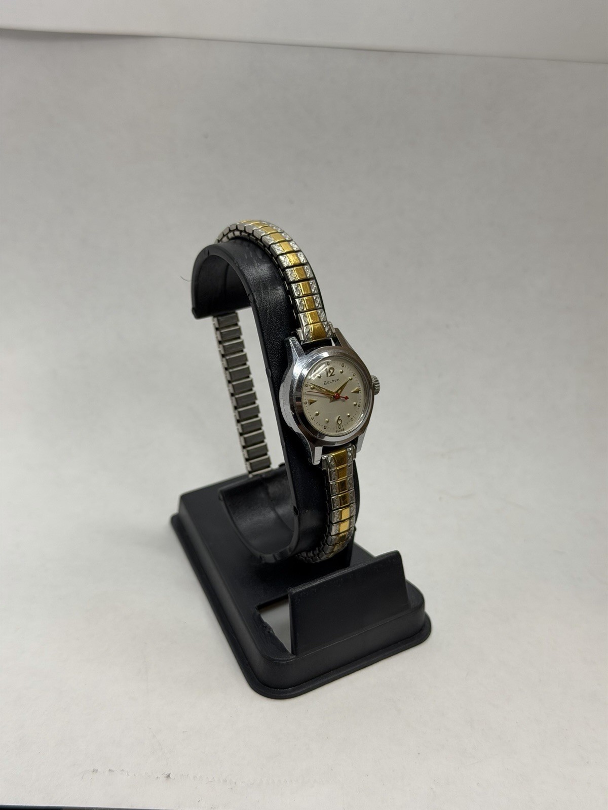 Vintage Bulova Ladies Manual Wind Watch 26901 Running Speidel Expansion Band