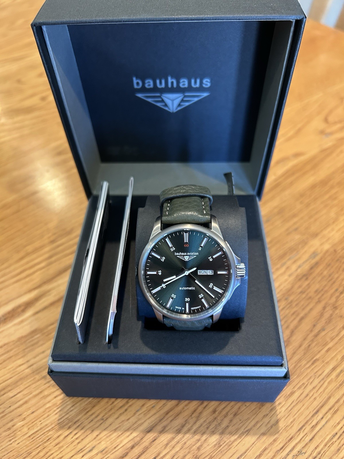 Bauhaus Aviation Automatic -Titanium