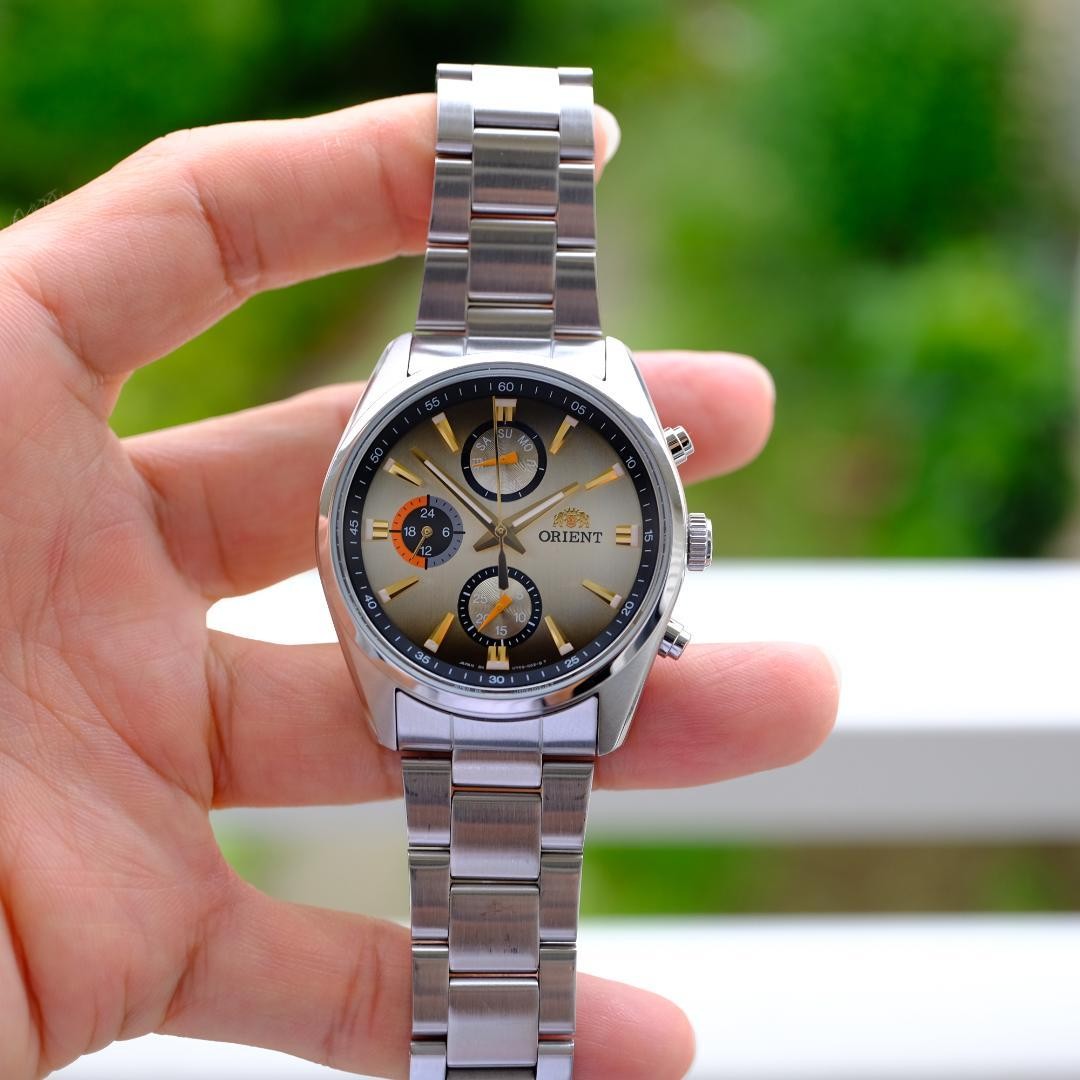 Orient NEO70 Silver Dial 18cm Running Battery Replaced Quartz Mens Wristwatch