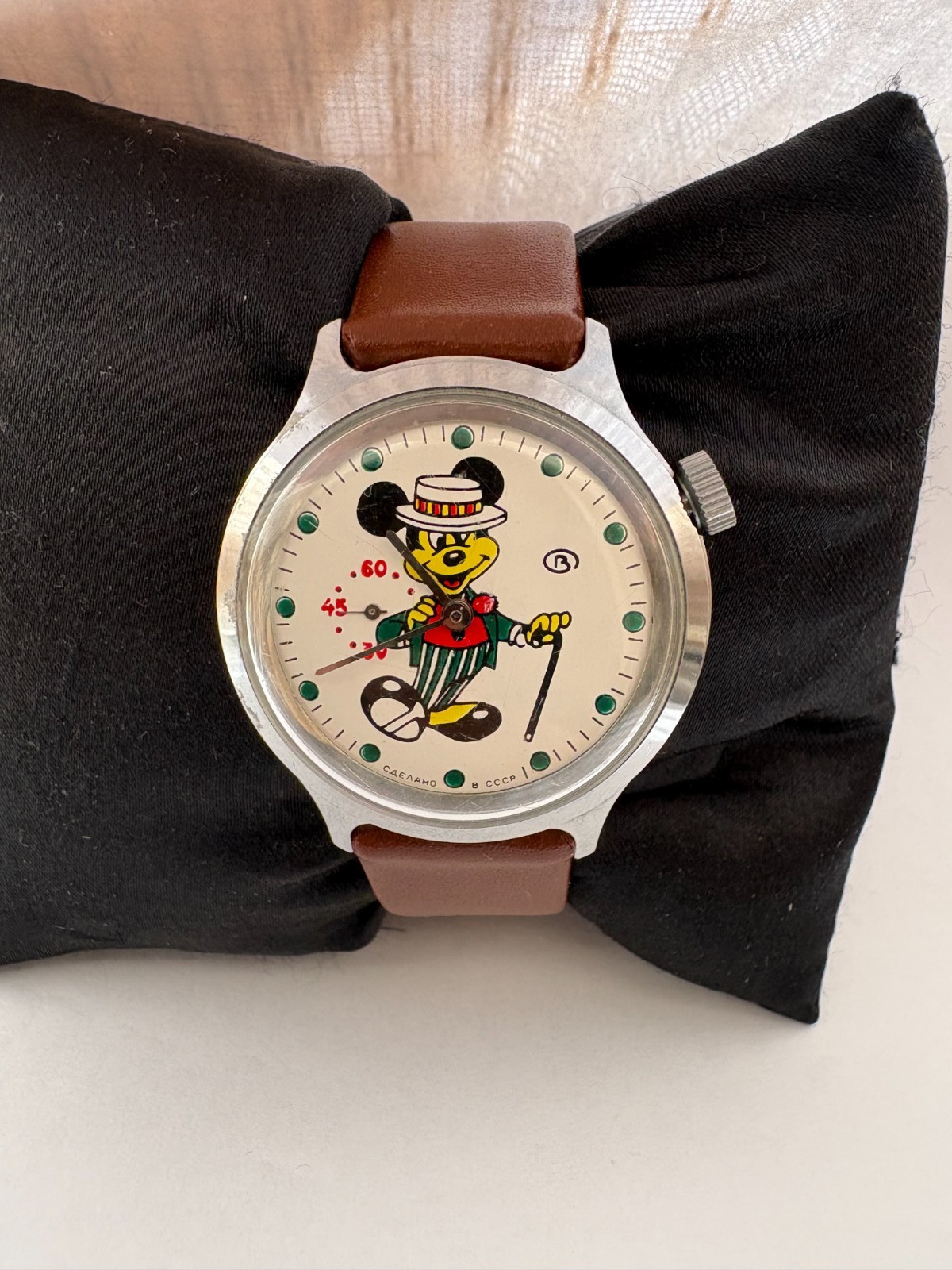 Mickey Mouse Vintage Mechanical Made in USSR VOSTOK CCCP Watch Rare