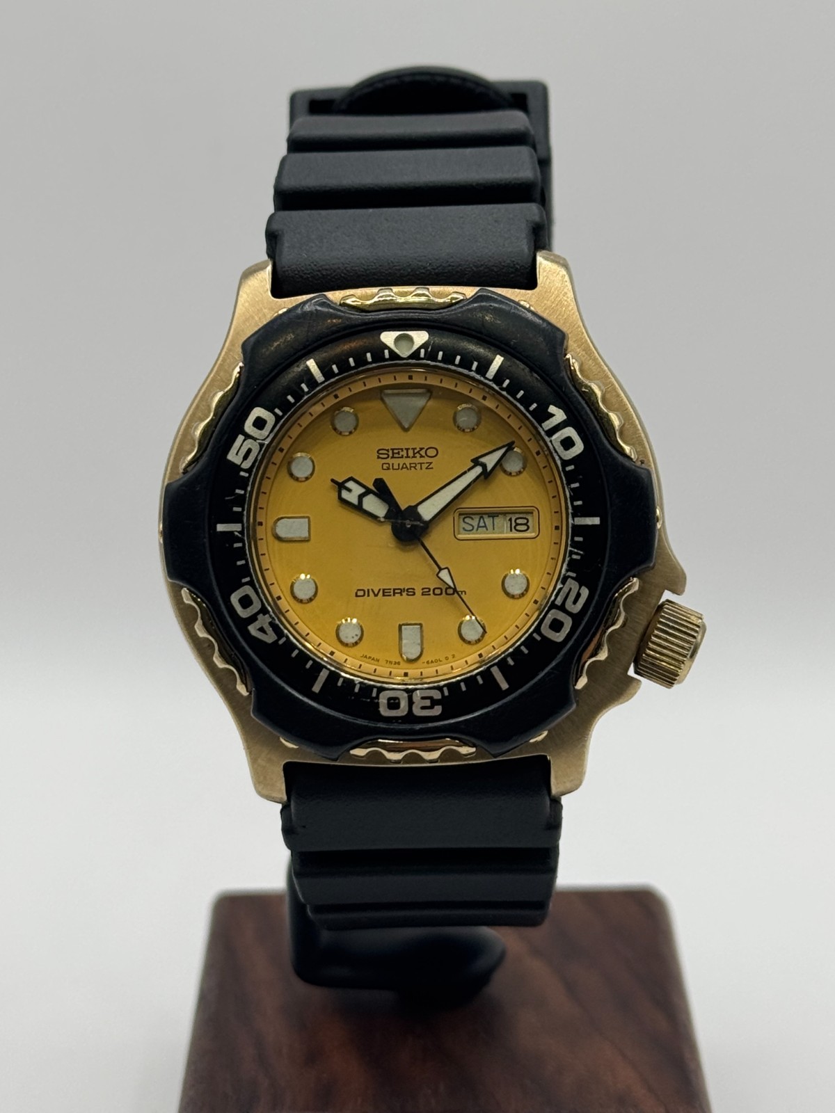 Vintage 1994 Seiko Scuba Diver’s Quartz Orange Dial 7N36-6A09 Serviced & Cleaned