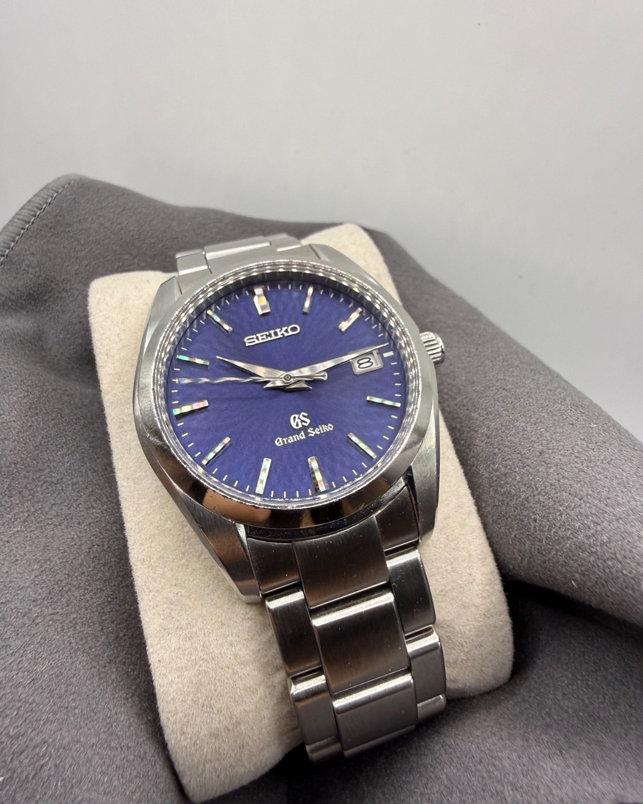 Grand Seiko SBGX065 9F62 Quartz 37mm Blue Dial Dual Signed – Box & Manual JDM