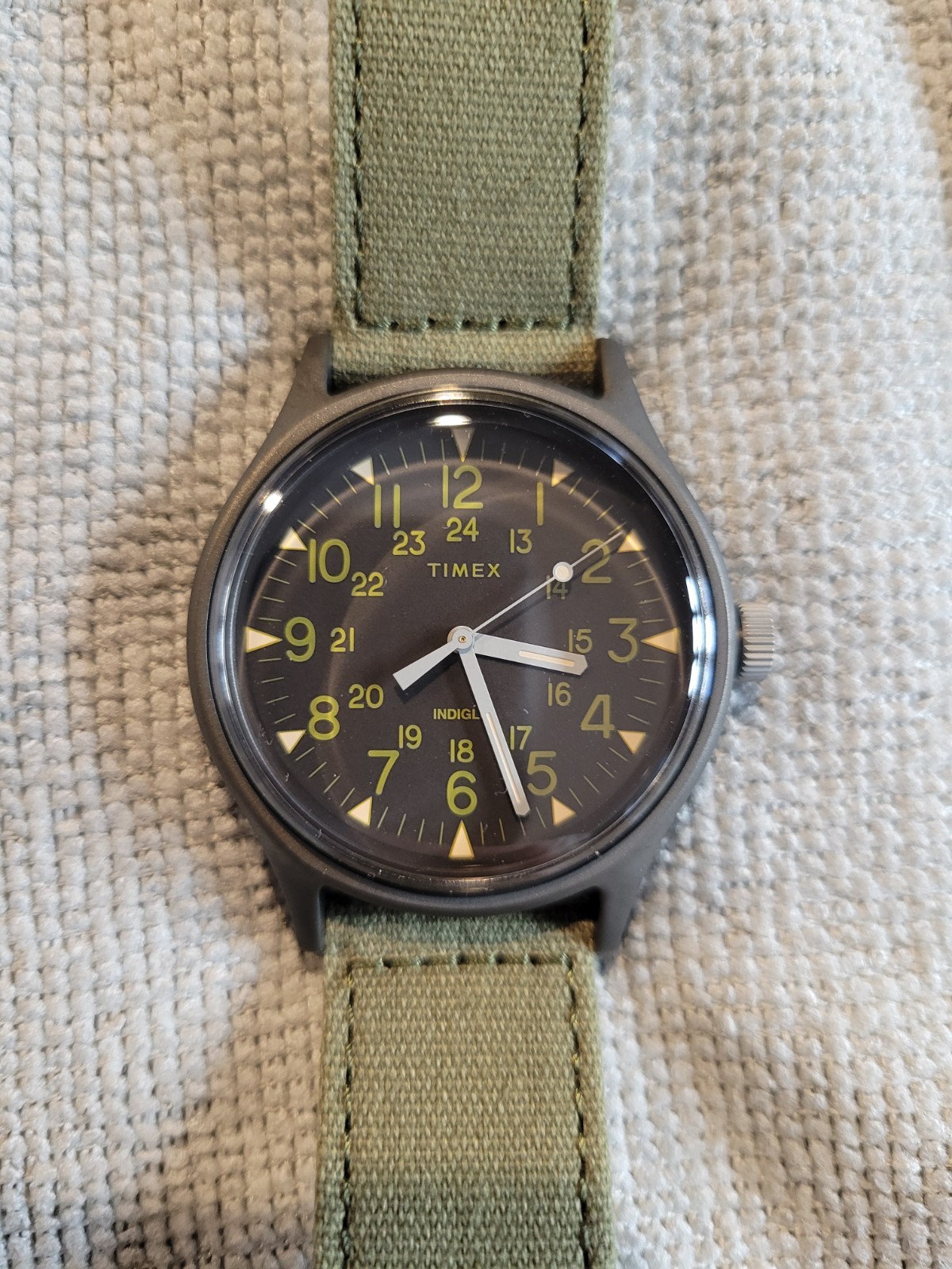 TIMEX MK1 Steel TW2R97000 Wristwatch (Blushark Canvas Strap)