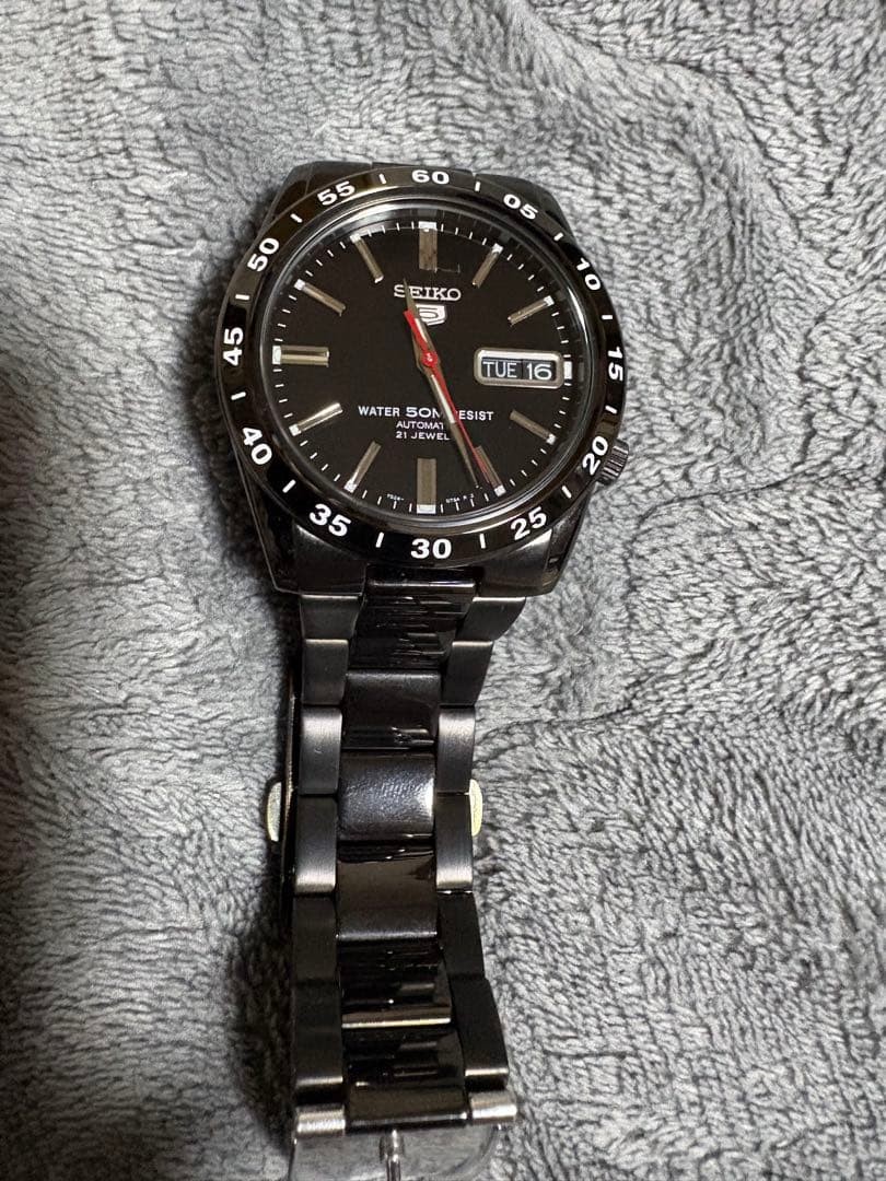 Seiko 5 Automatic Watch SNKE03K1 21 Jewels Black Case