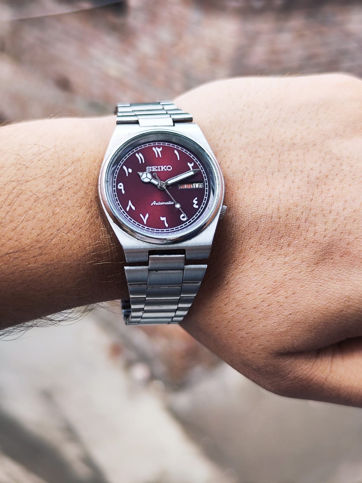 Seiko Automatic 7009-3171 Red Arabic Dail Vintage Men’s Watch Rare