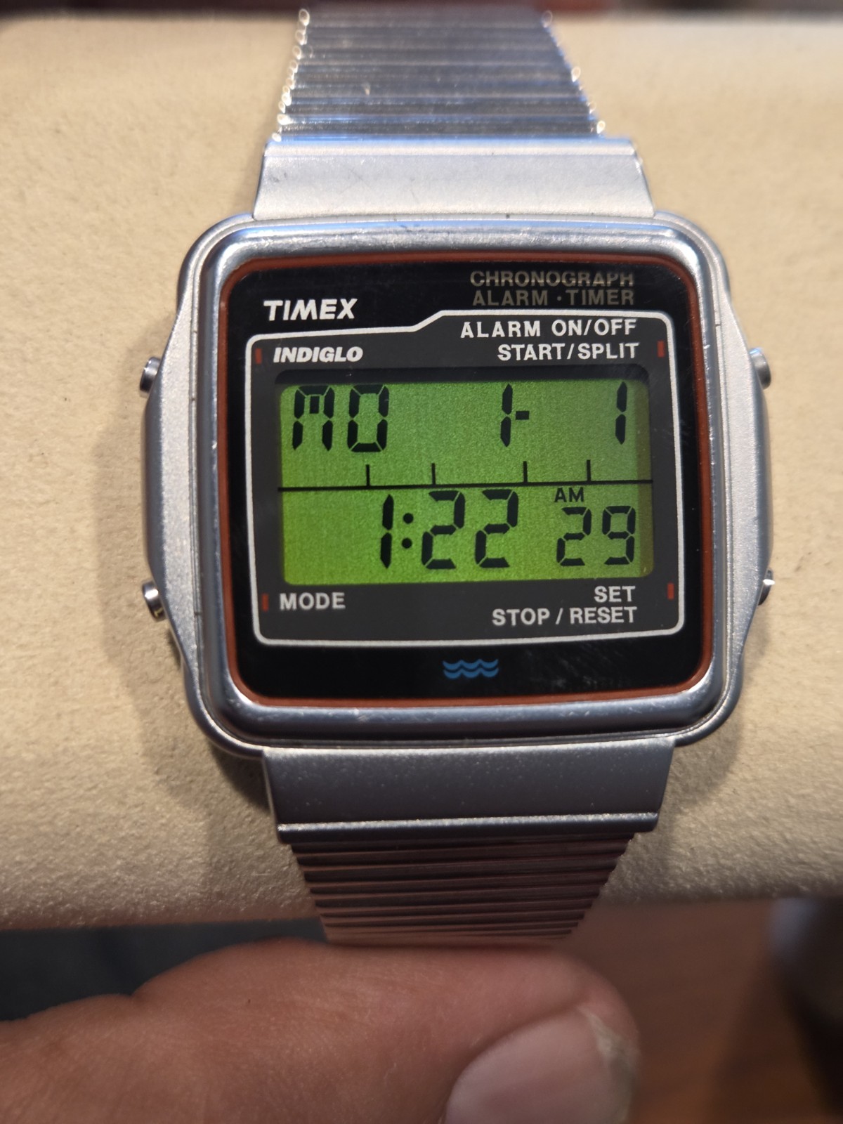 Vintage Timex MENS LCD Alarm Chrono Steel Running 2016 FA Cell EUC C124B