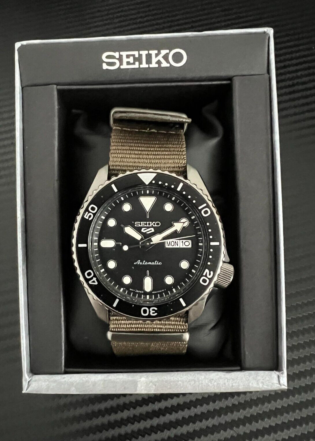 SEIKO 5 Sports SRPD91 Black dial and unidirectional rotating bezel SRPD91-NEW