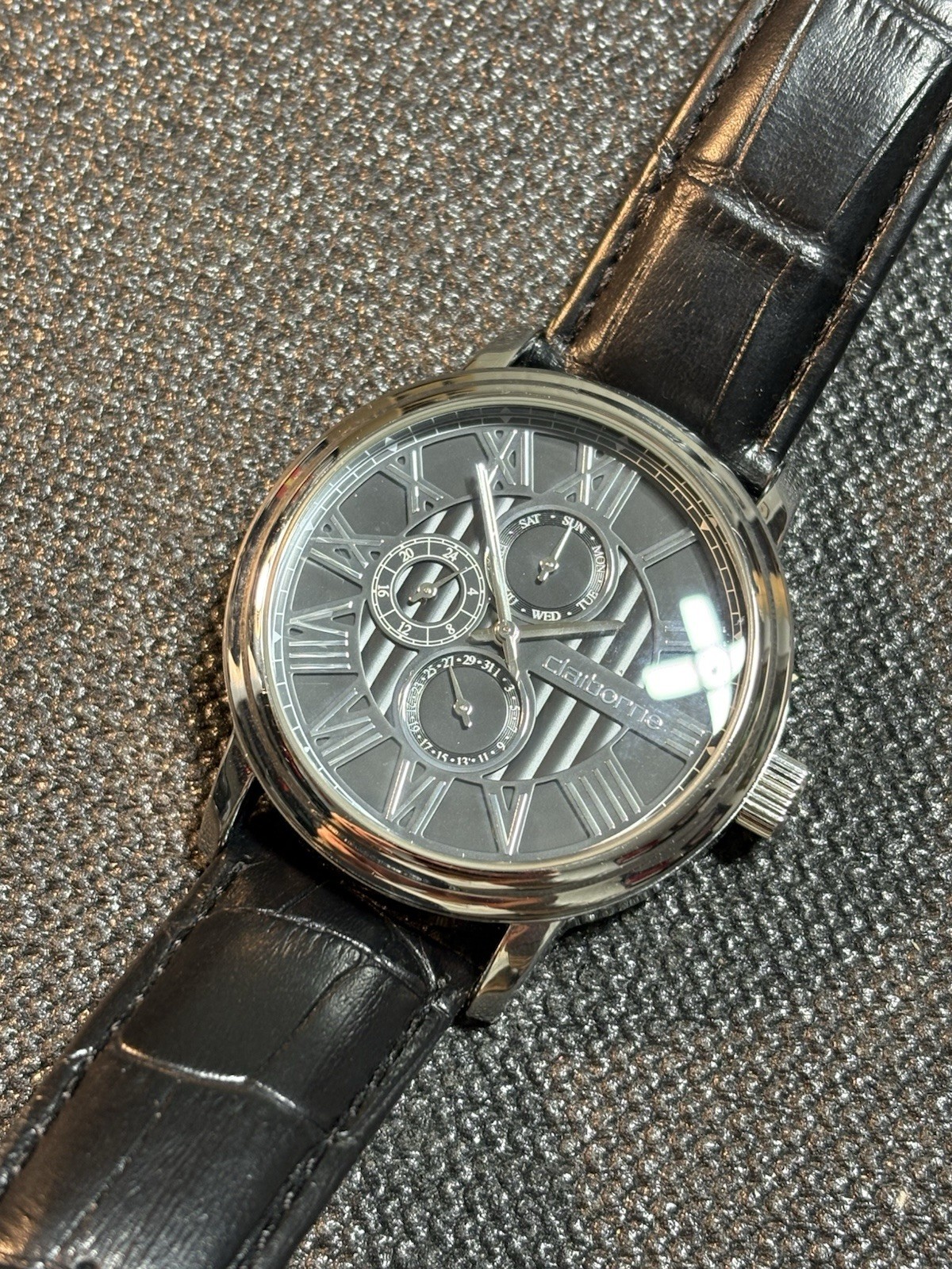 Claiborne Multifunctional Dial Men 44mm Watch Silver Tone/Black Leather,New Bat