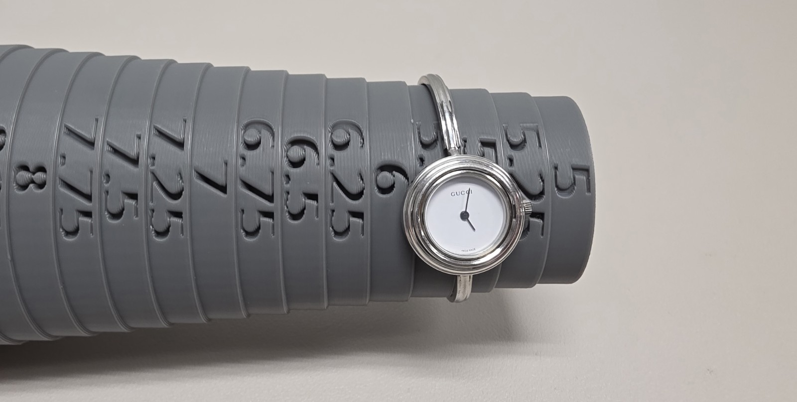 GUCCI Change Bezel 11/12.2L Silver Quartz Women’s Watch