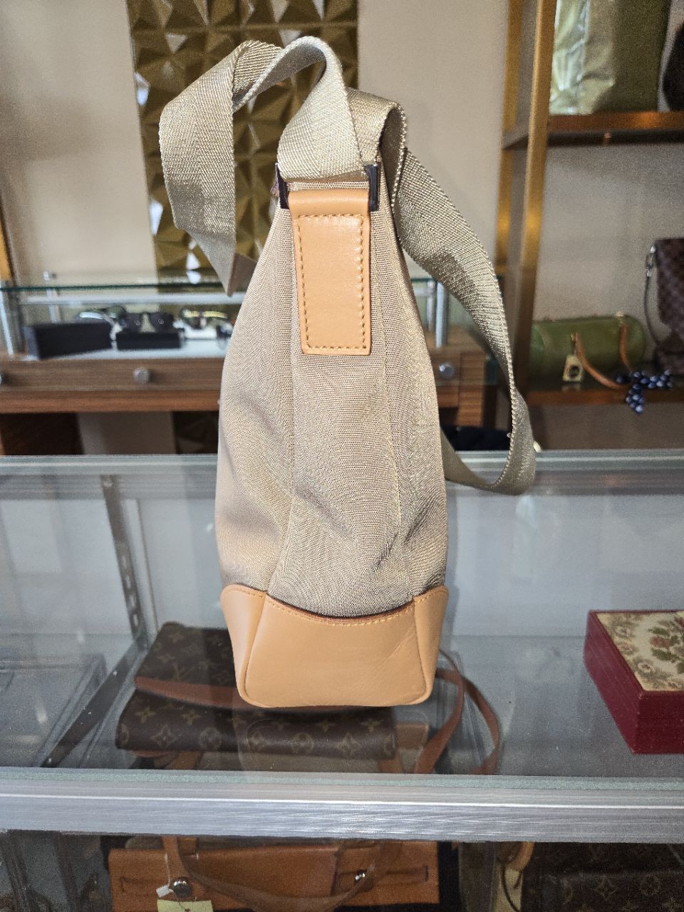 Gucci messenger Bag na