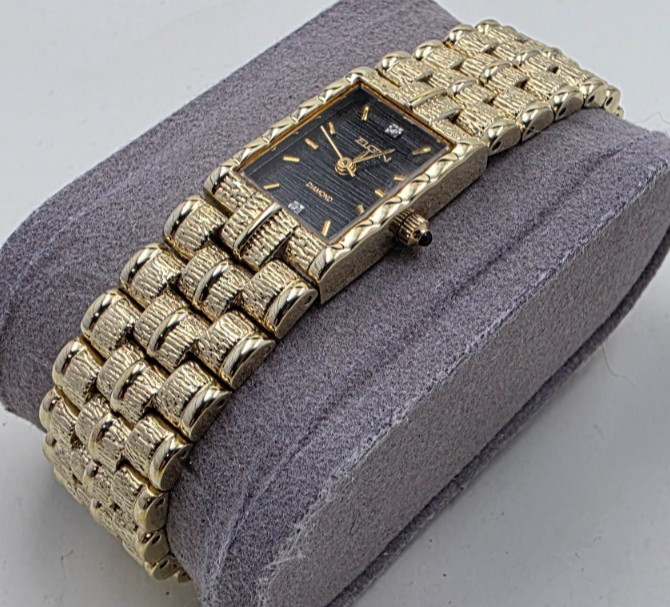 Vintage Elgin Gold Plated Rectangle Watch FG007N Black Textured Dial, Real Diamo