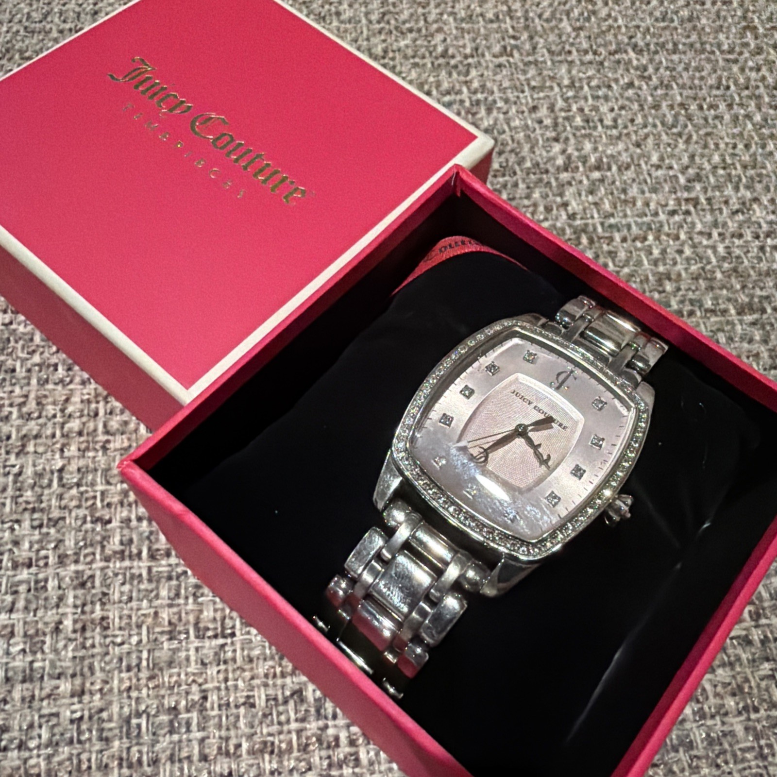 Juicy Couture Beau Silver Dial Stainless Steel Women’s Watch 1900973