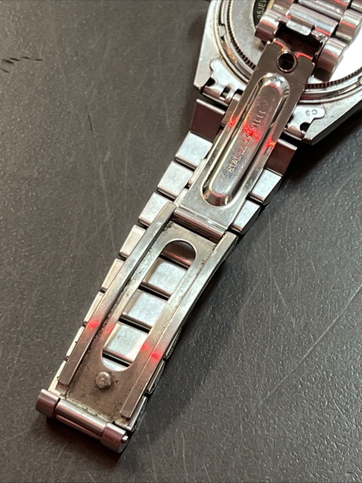 Loyse Chronometer 25 Jewels Automatic Sapphire Swiss 2671 Date