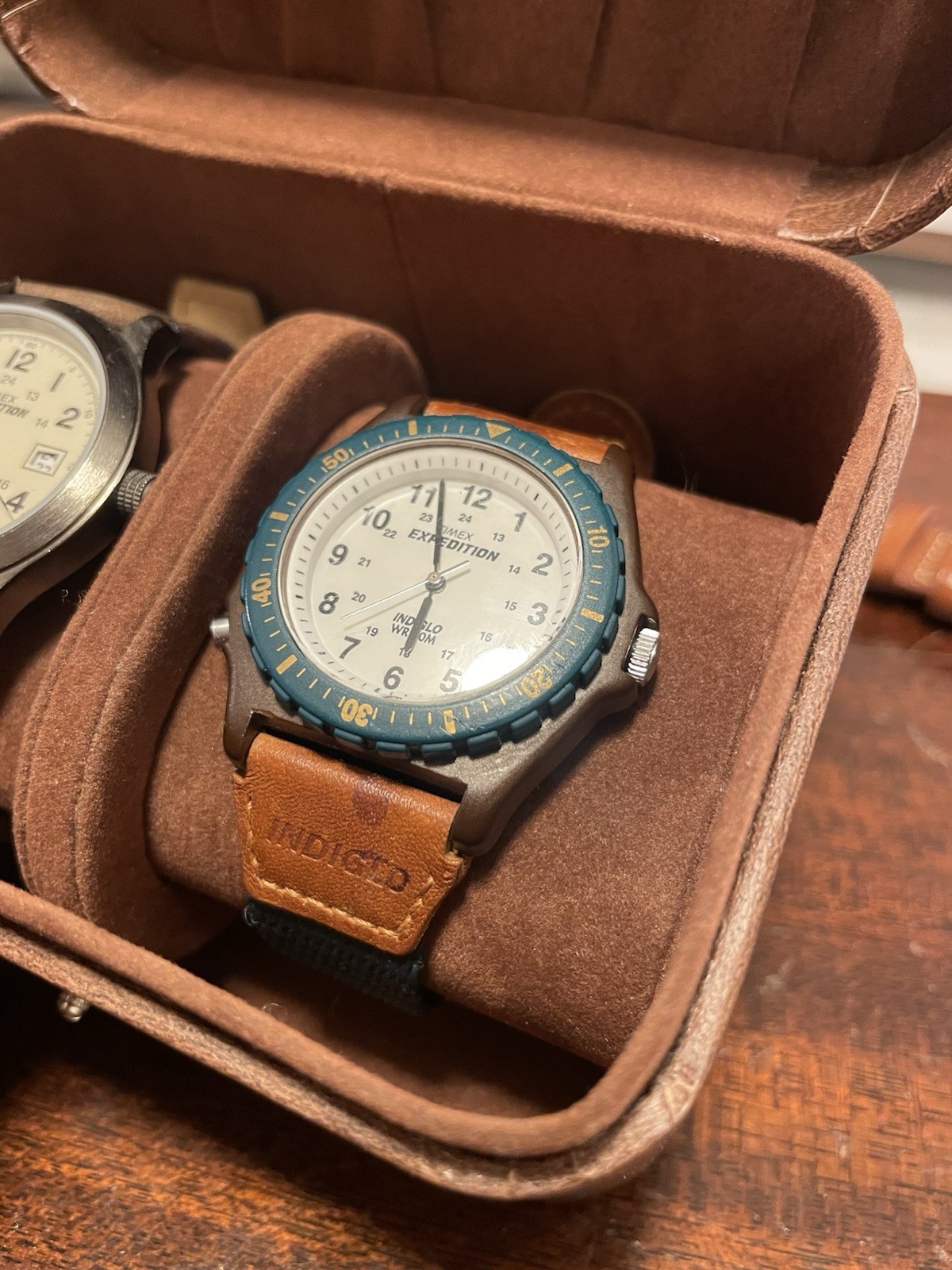 Rotating Green Bezel TIMEX Expedition Indiglo White Dial Leather/Nylon