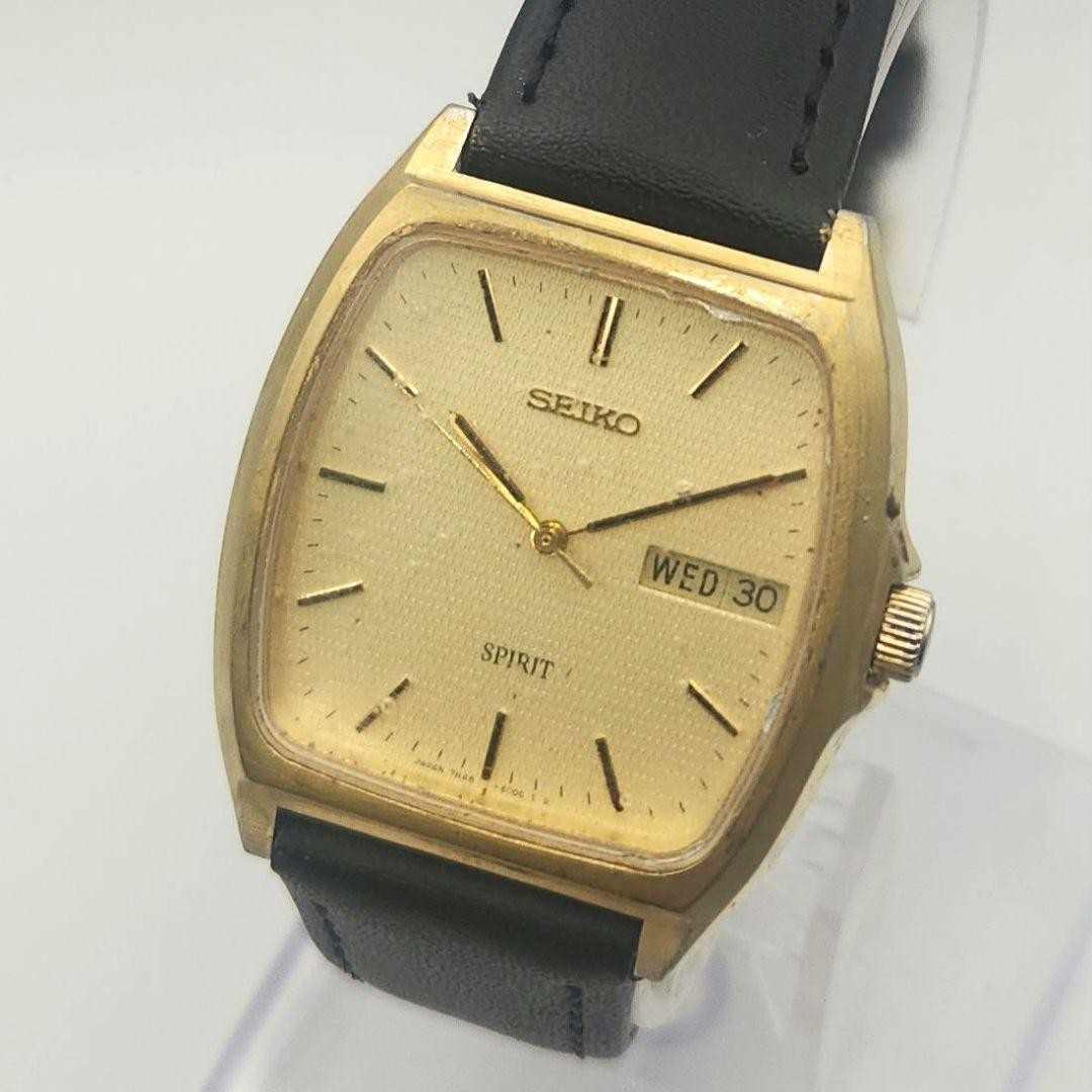 Seiko Spirit Square Day-Date Gold Quartz Men’s Watch Japan 073640