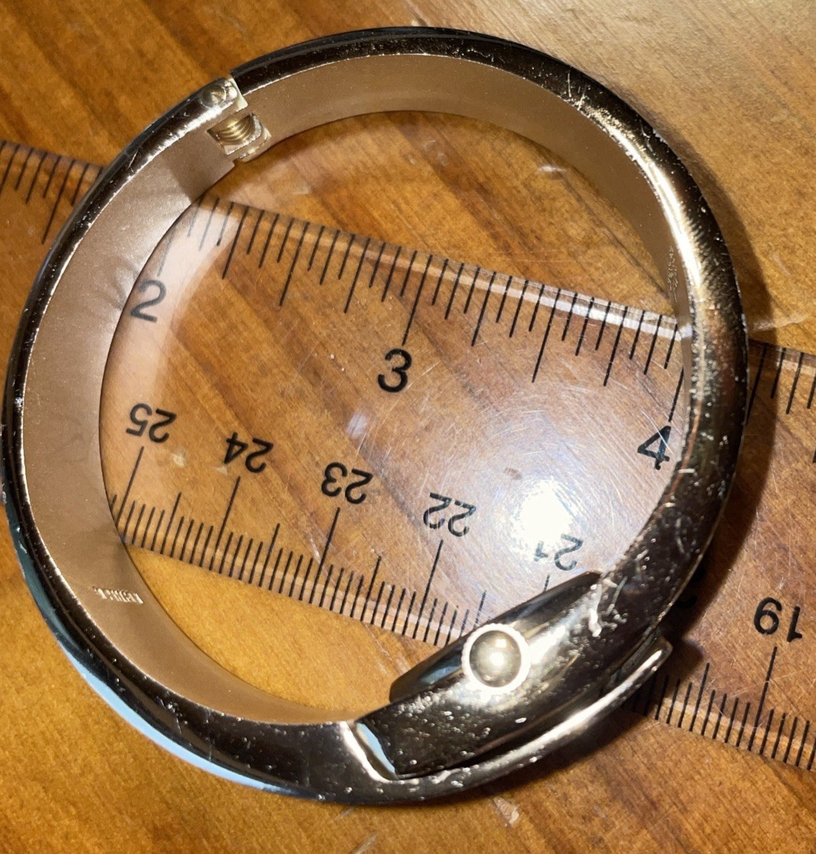Ladies Peekaboo Watch Celestial Bangle Cuff RADIAL 17J W. Germany R. Gsell & Co.