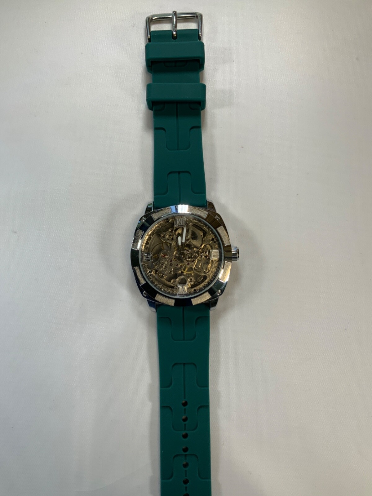 Forsining mens automatic skeleton style watch with band style and color options