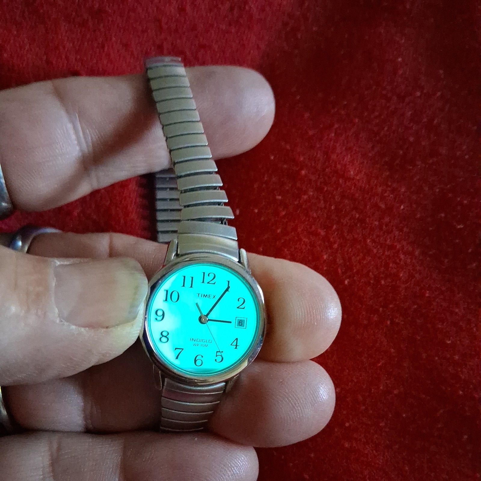 Timex Indiglo Silvertone Date Watch With Tapered 8mm-12mm Stretchable Watch Band