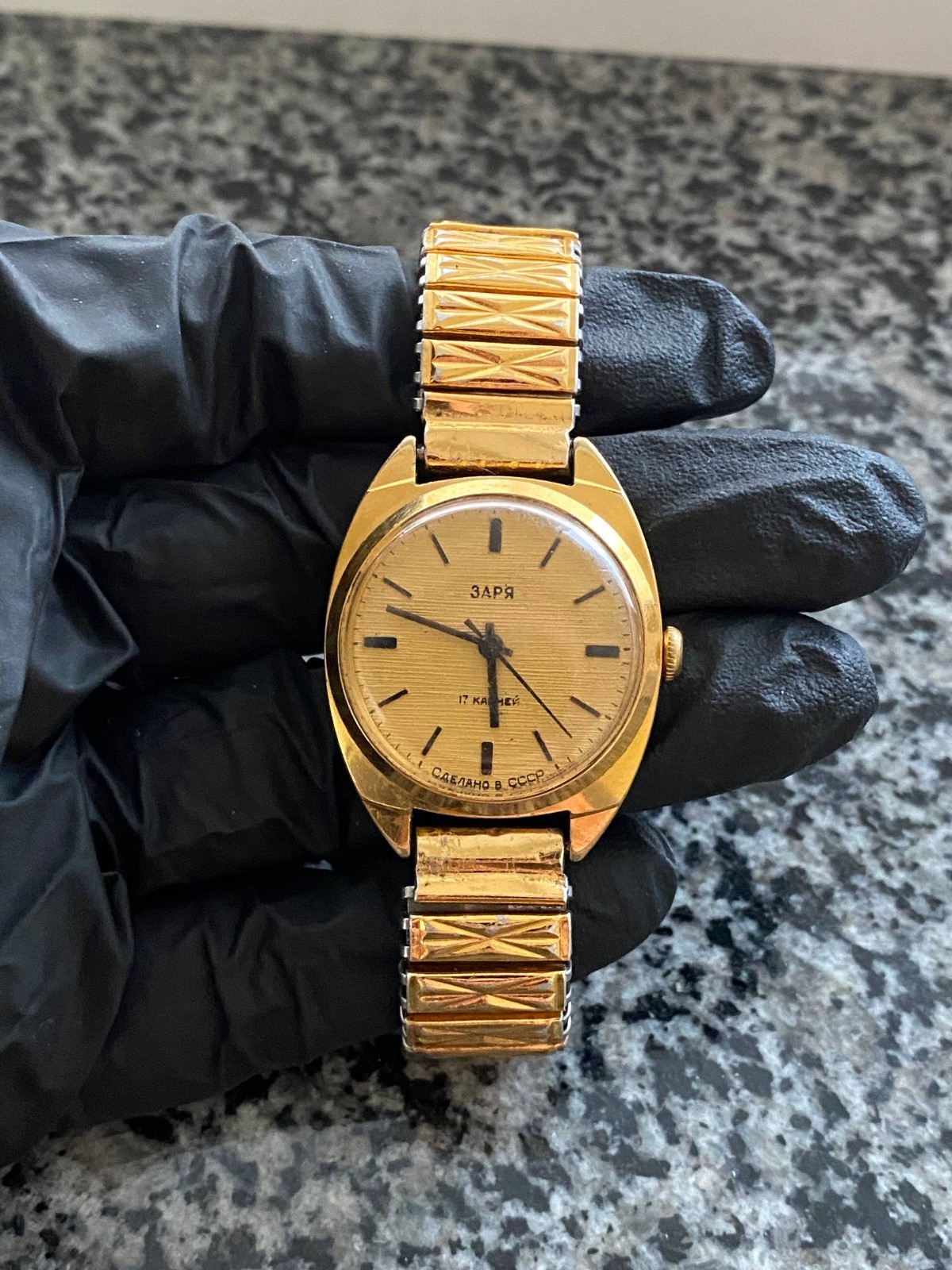 Vintage Zaria zarja Watch Original Soviet mechanical Wristwach Gold Platet Au-10