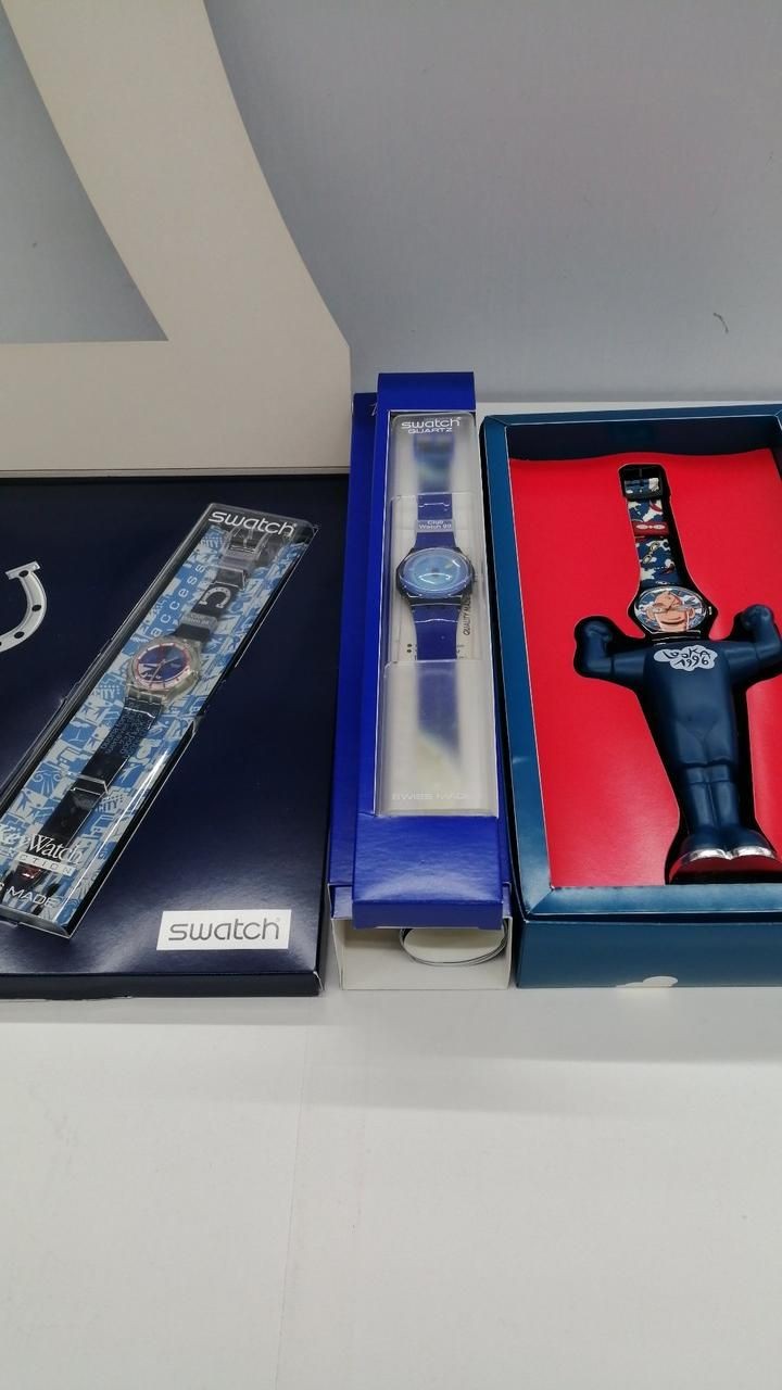 SWATCH Set of 3 Junk Not Working Interior Used